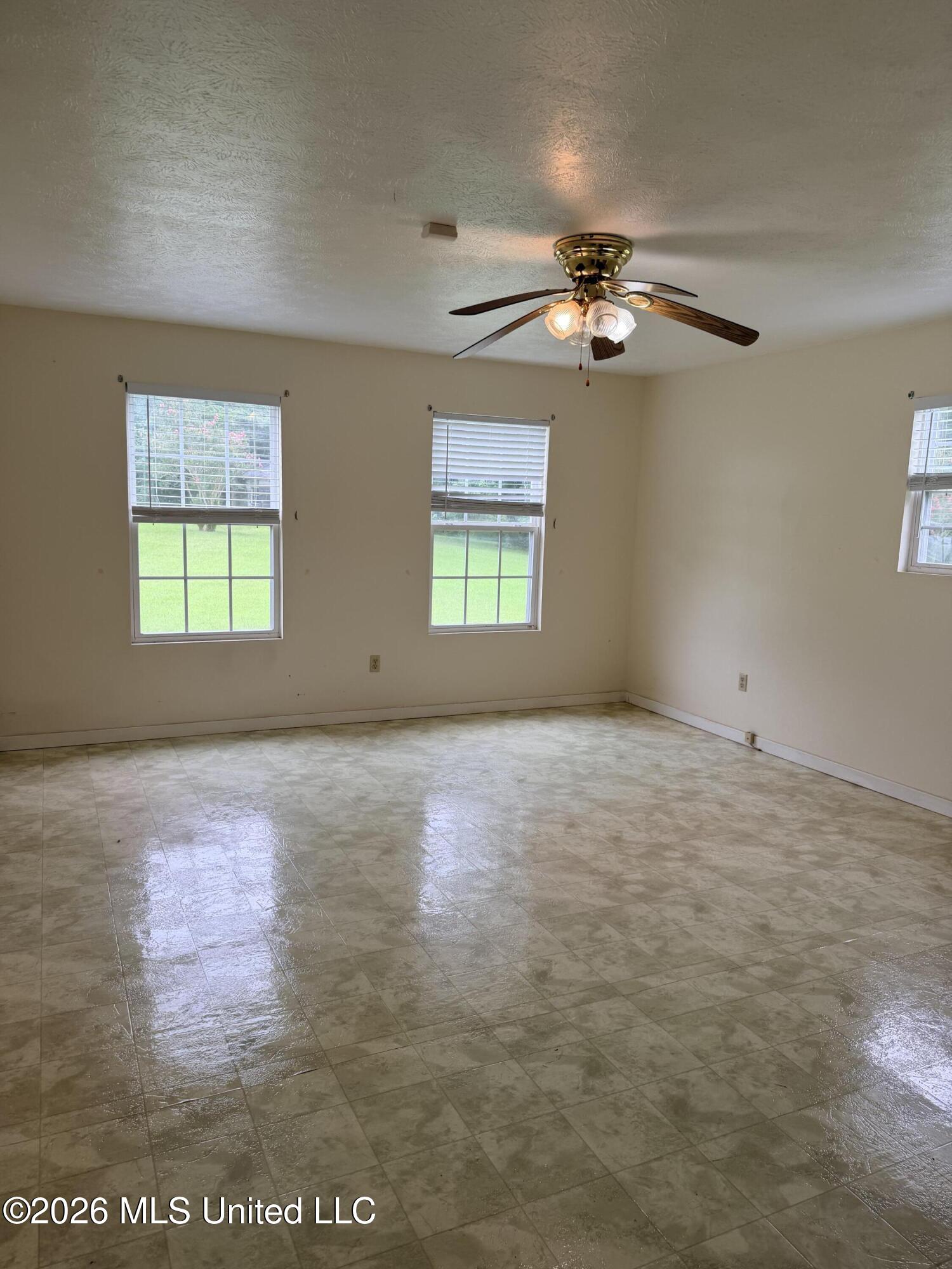 1117 Nw Montgomery Lane Property Photo 39