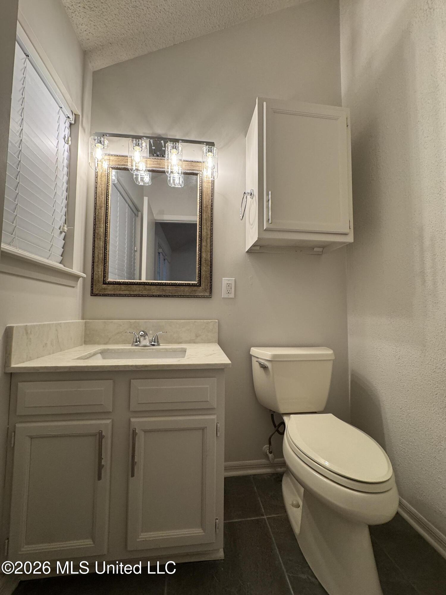 1660 Ravenwood Lane Property Photo 12
