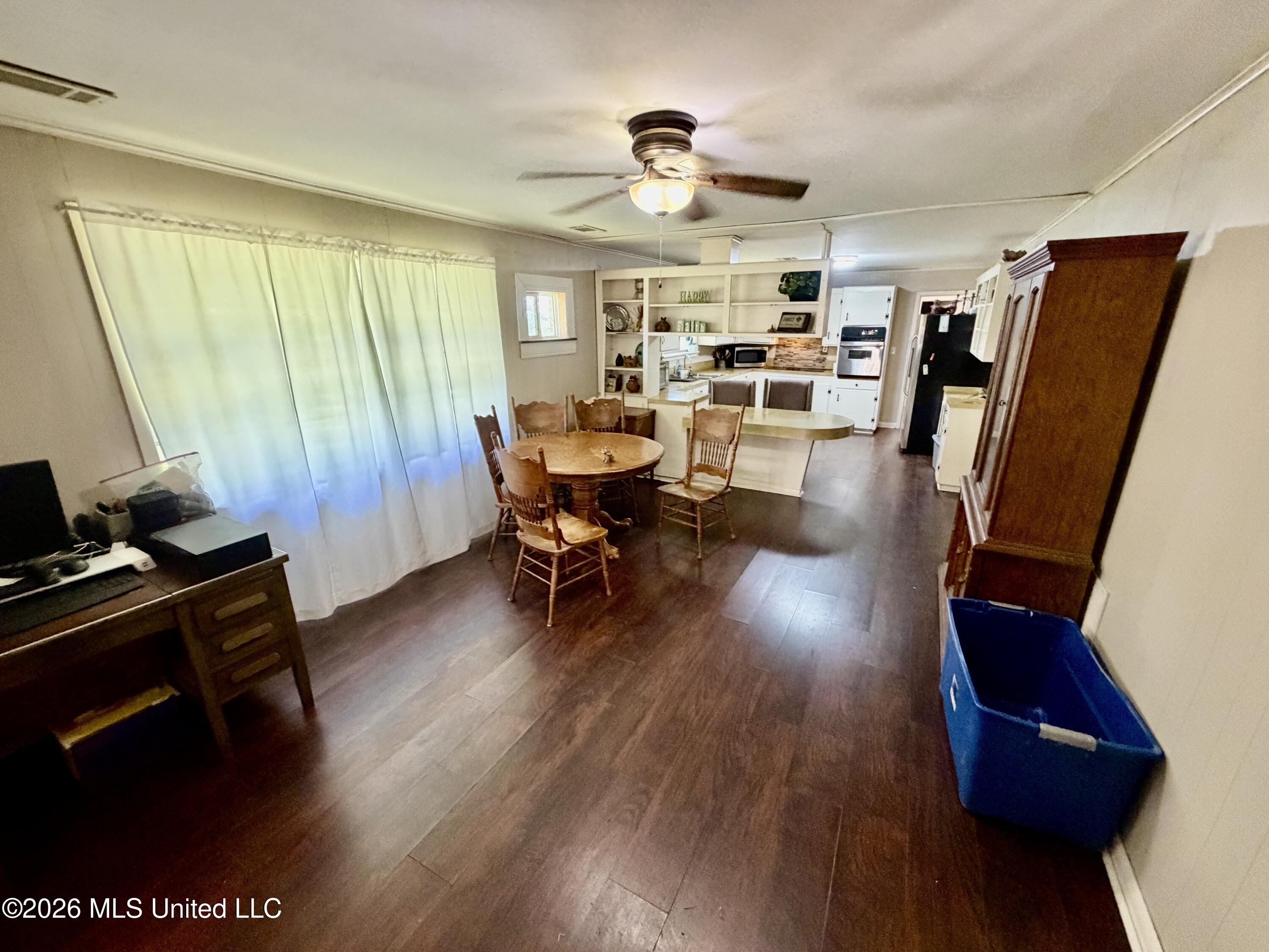 1627 Highway 446 Property Photo 5