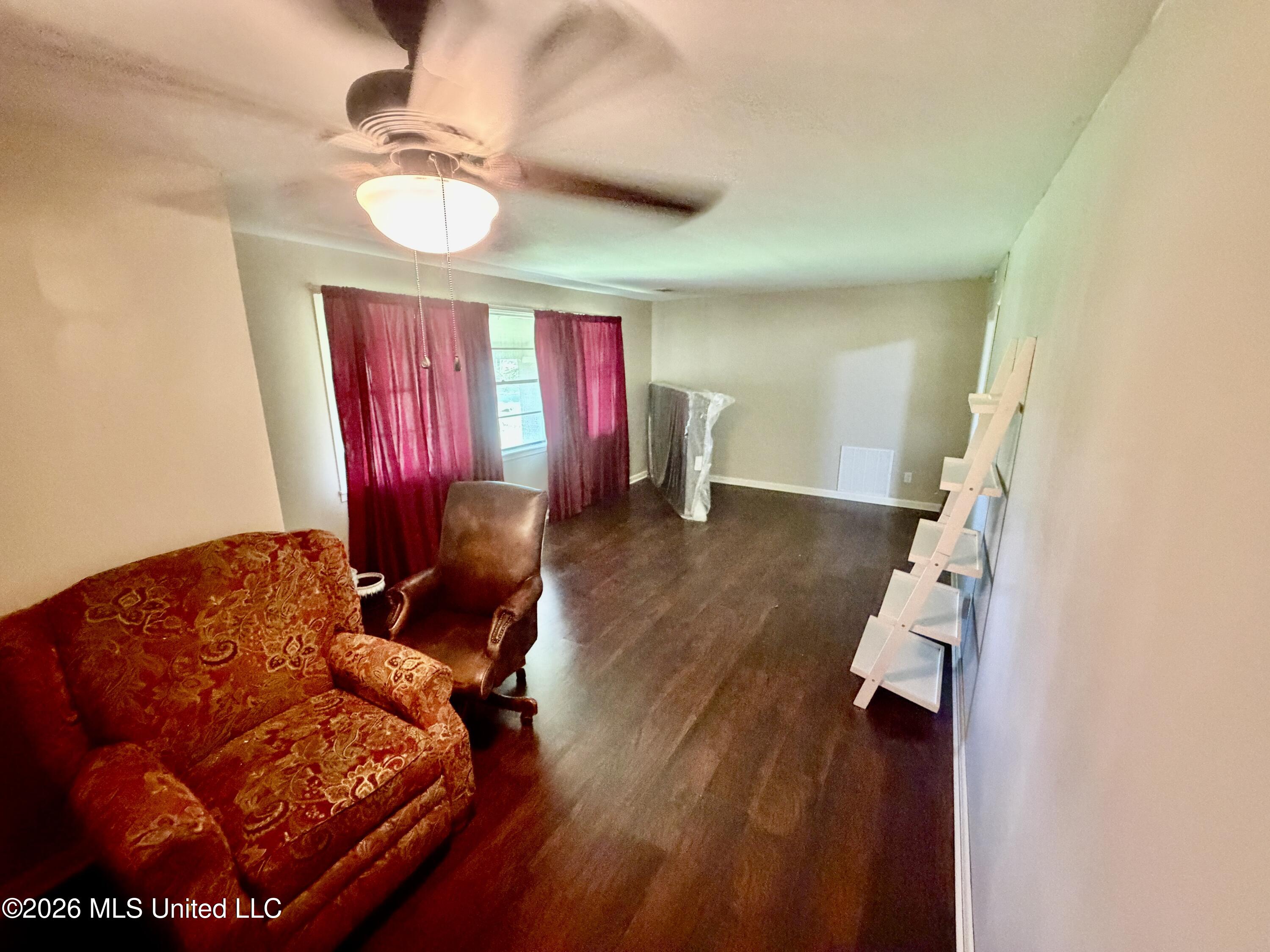 1627 Highway 446 Property Photo 7