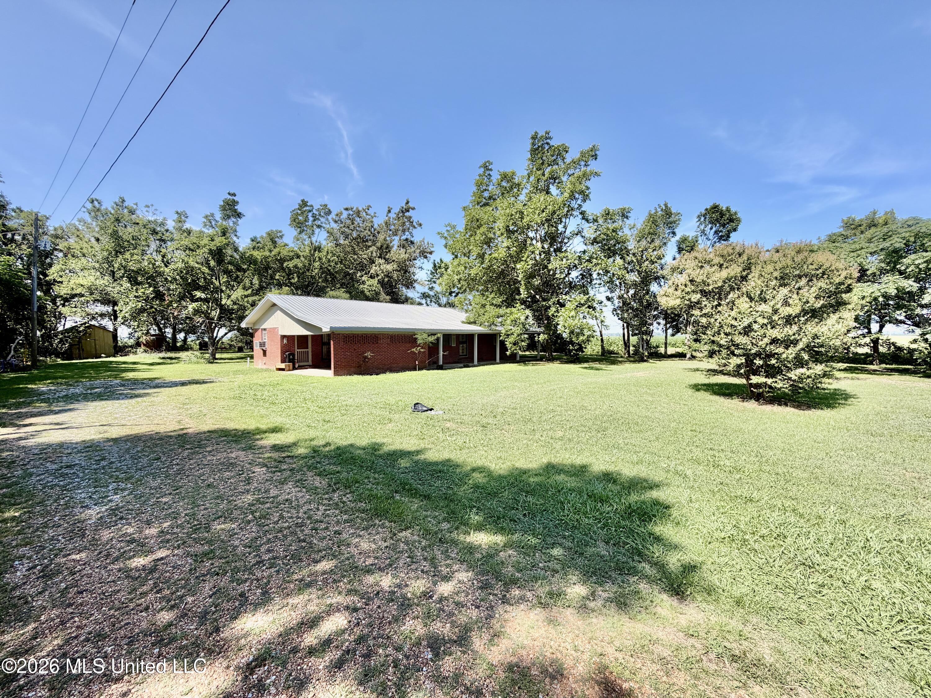 1627 Highway 446 Property Photo 12