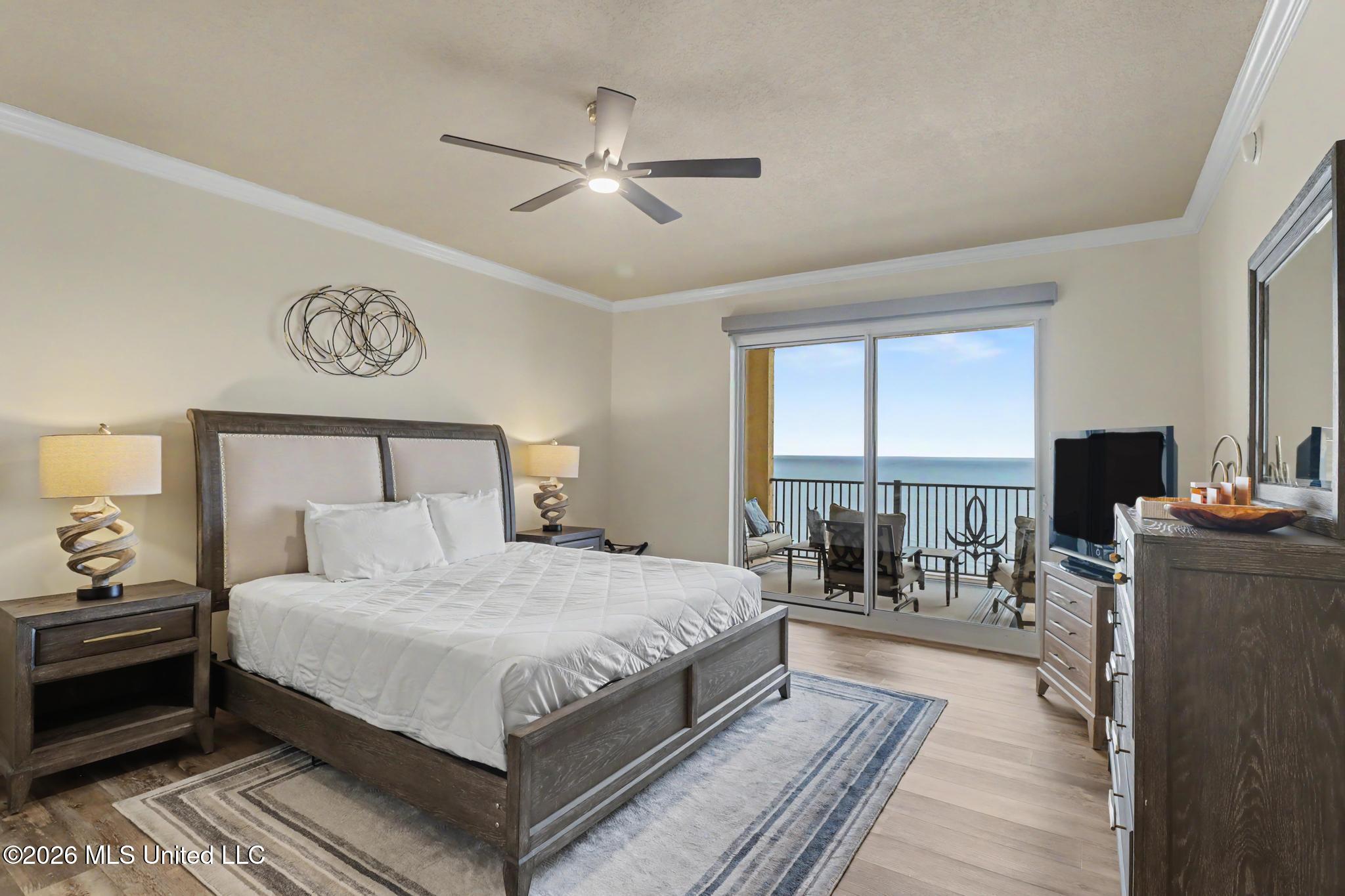 1200 Beach Drive Property Photo 12