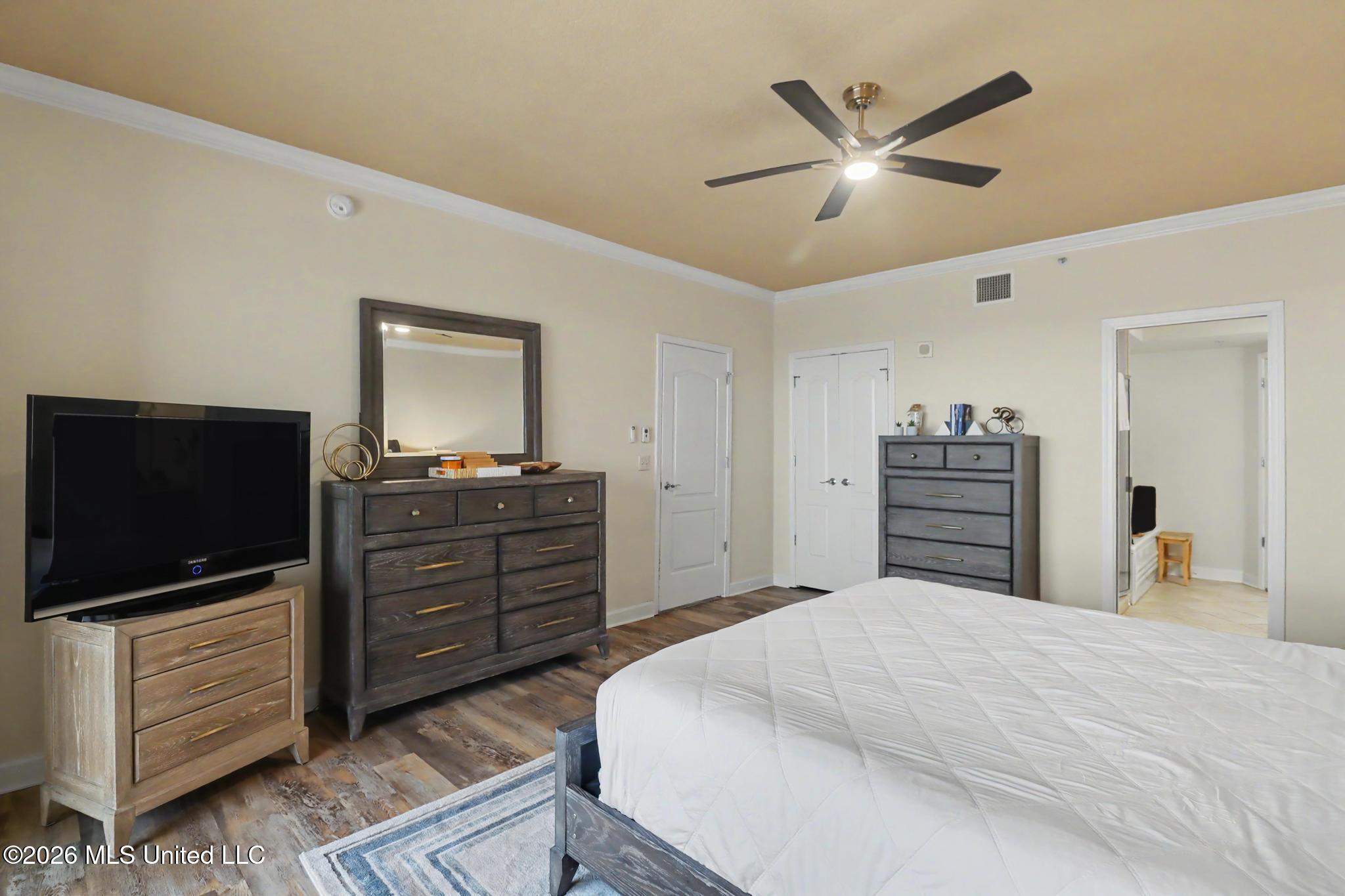 1200 Beach Drive Property Photo 13
