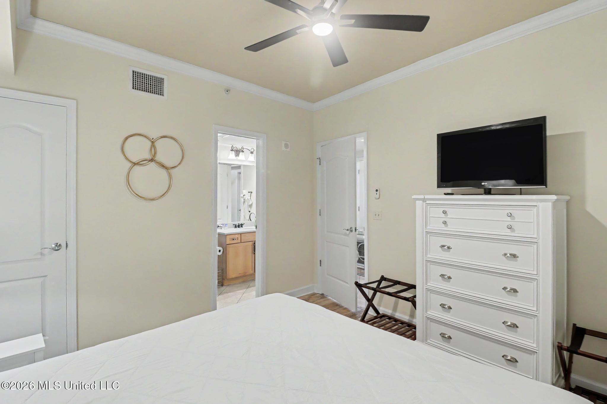 1200 Beach Drive Property Photo 17