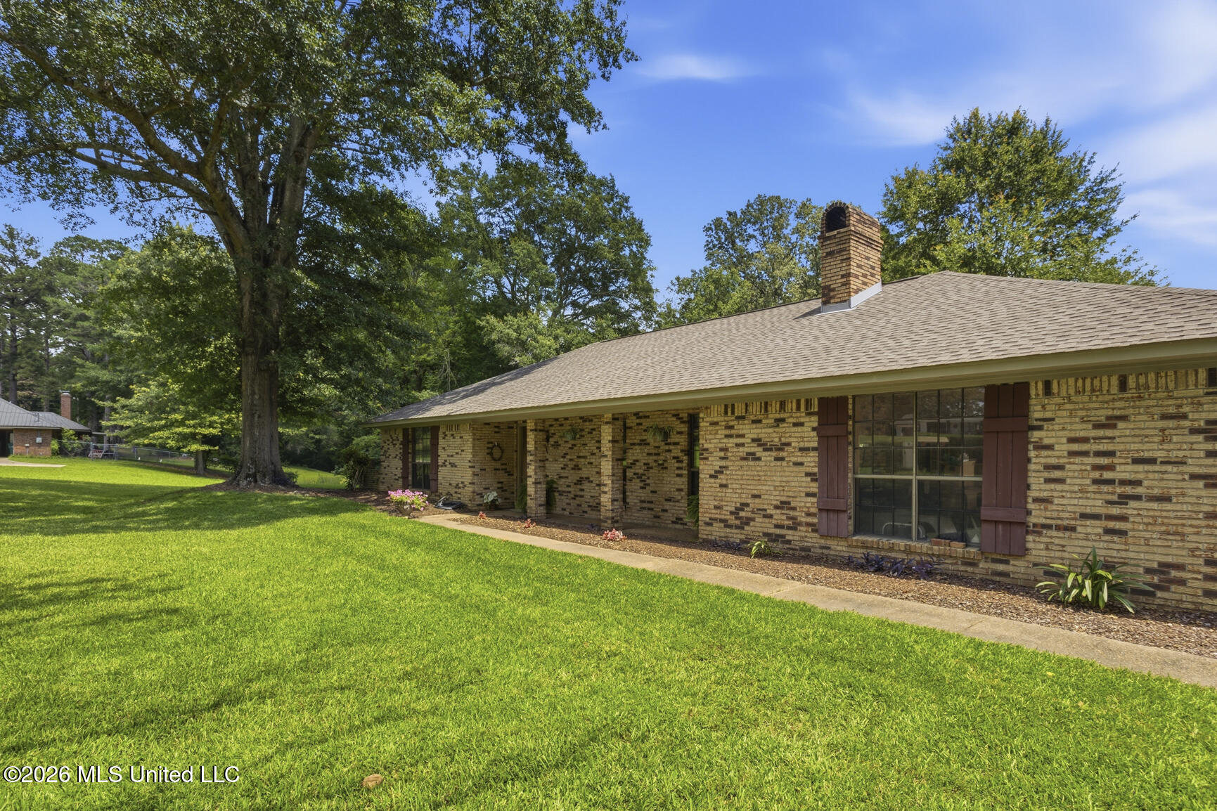 5121 Old Jackson Road Property Photo 2