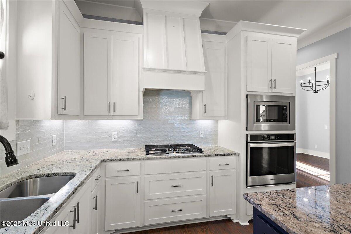 100 Camden Lake Drive Property Photo 16