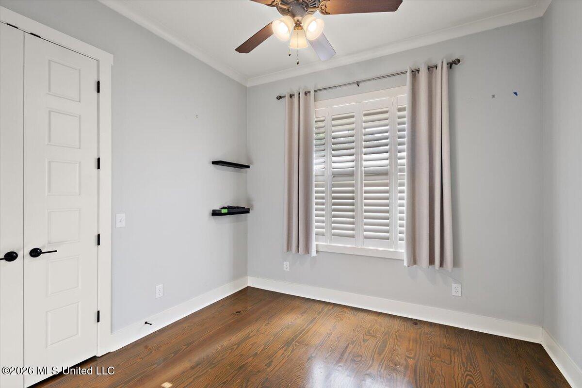 100 Camden Lake Drive Property Photo 26