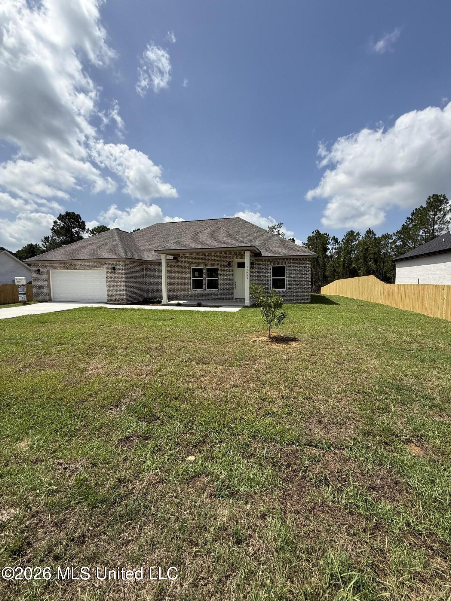 14955 Longwood Lane Property Photo 2