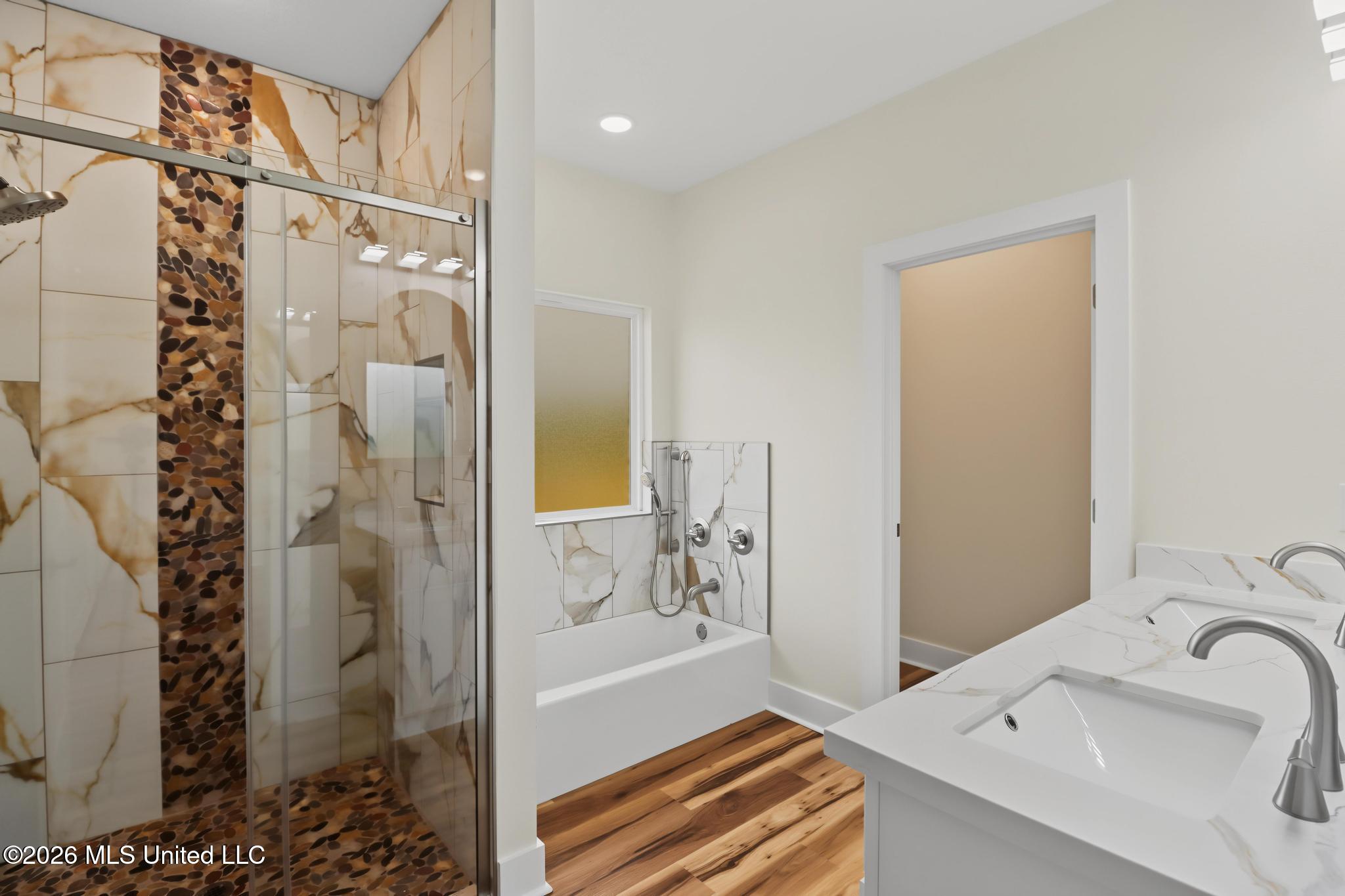 14955 Longwood Lane Property Photo 13