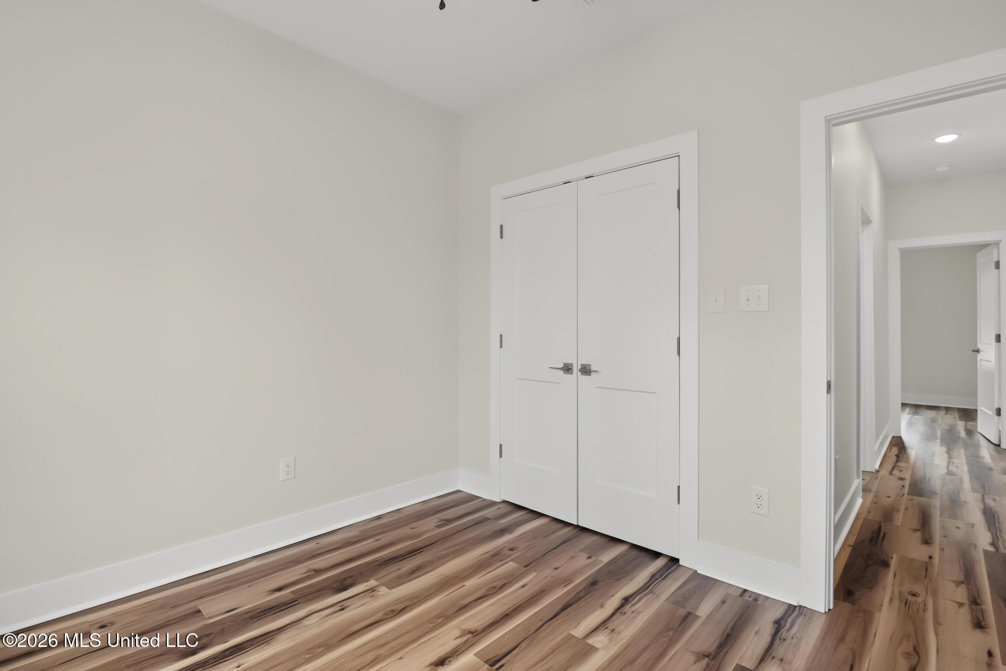 14955 Longwood Lane Property Photo 24