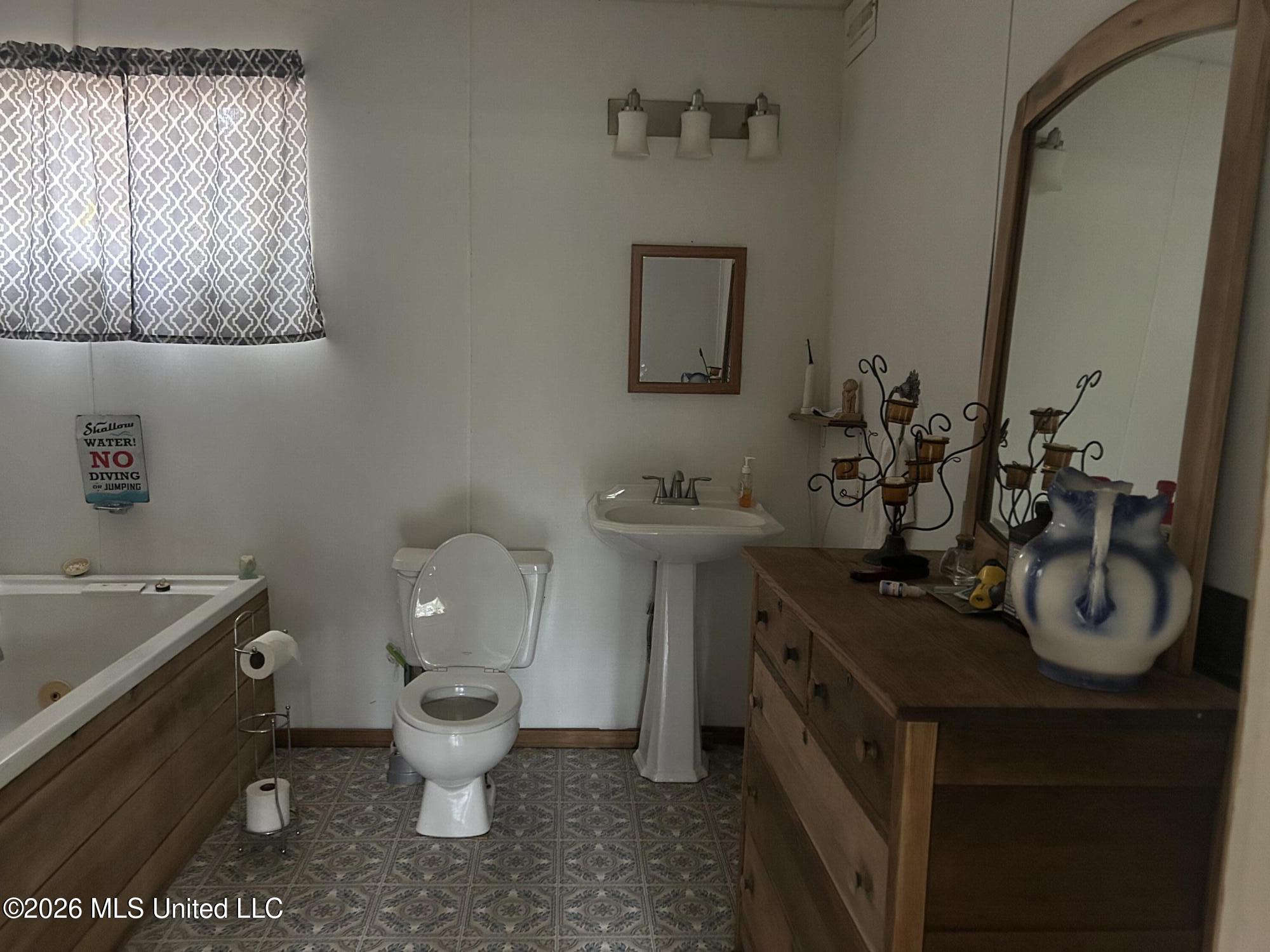 211 Clark Cemetery Road Property Photo 6