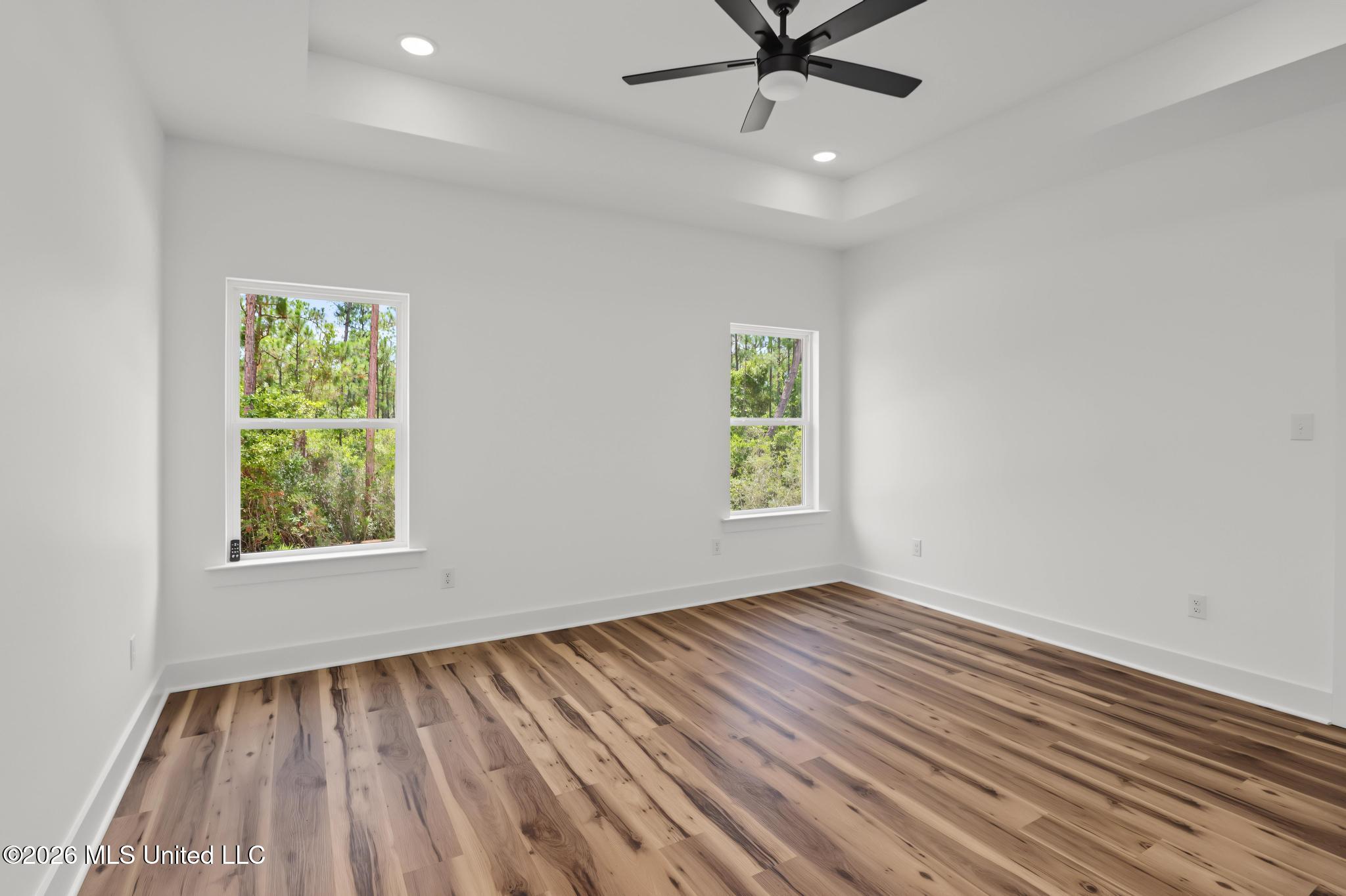 14951 Longwood Lane Property Photo 19