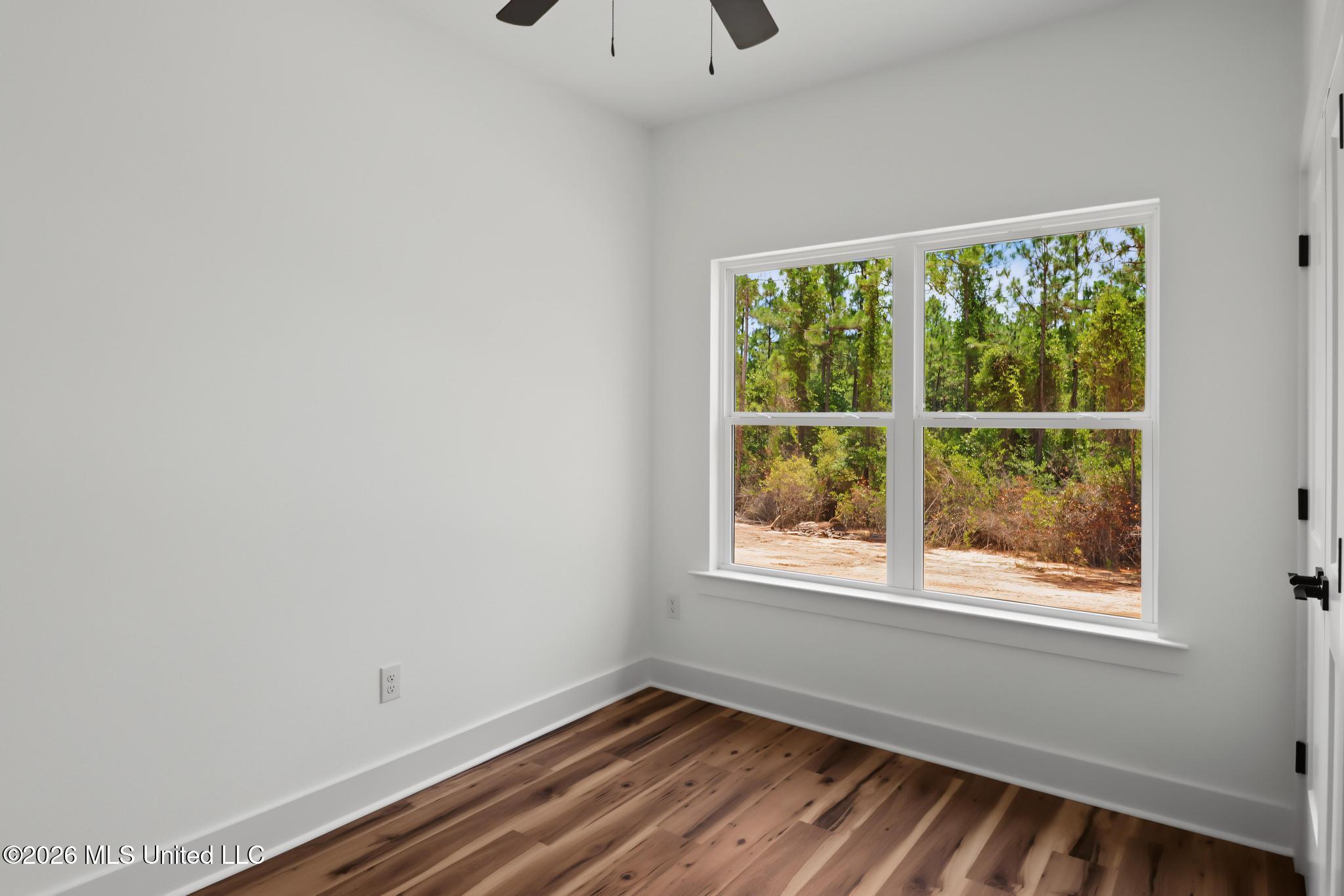 14951 Longwood Lane Property Photo 23