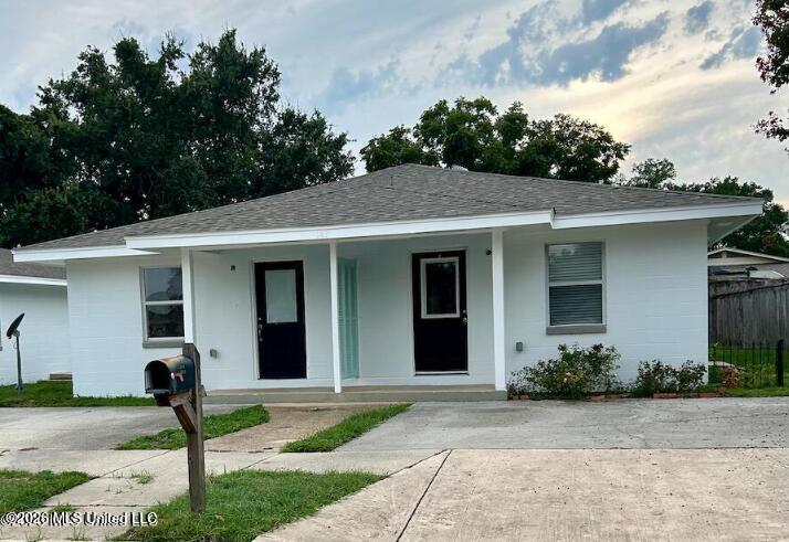 141 Pine Grove Avenue Property Photo 1