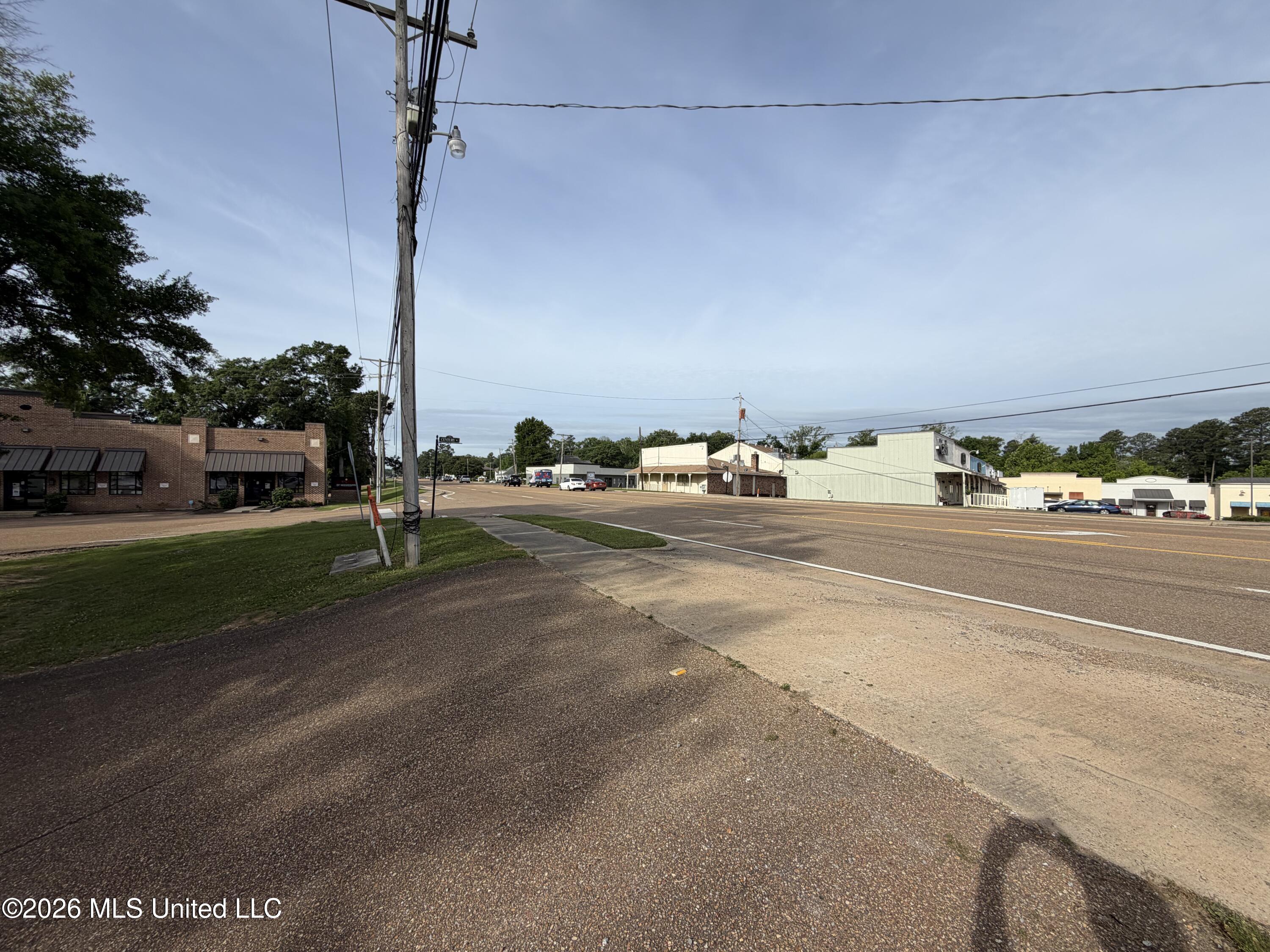 600 U.s. 51 Property Photo 5