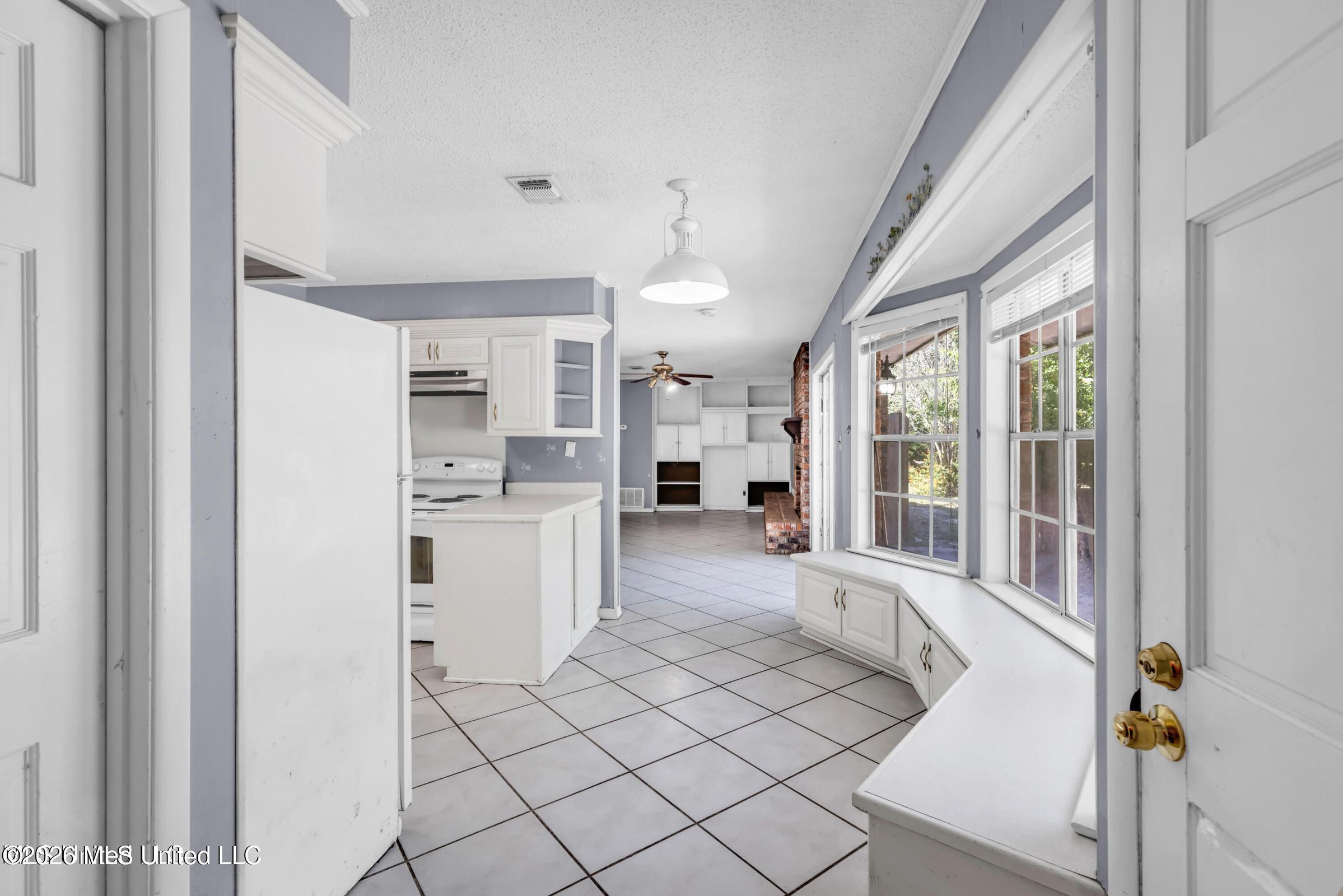 2530 Old Bay Road Property Photo 11