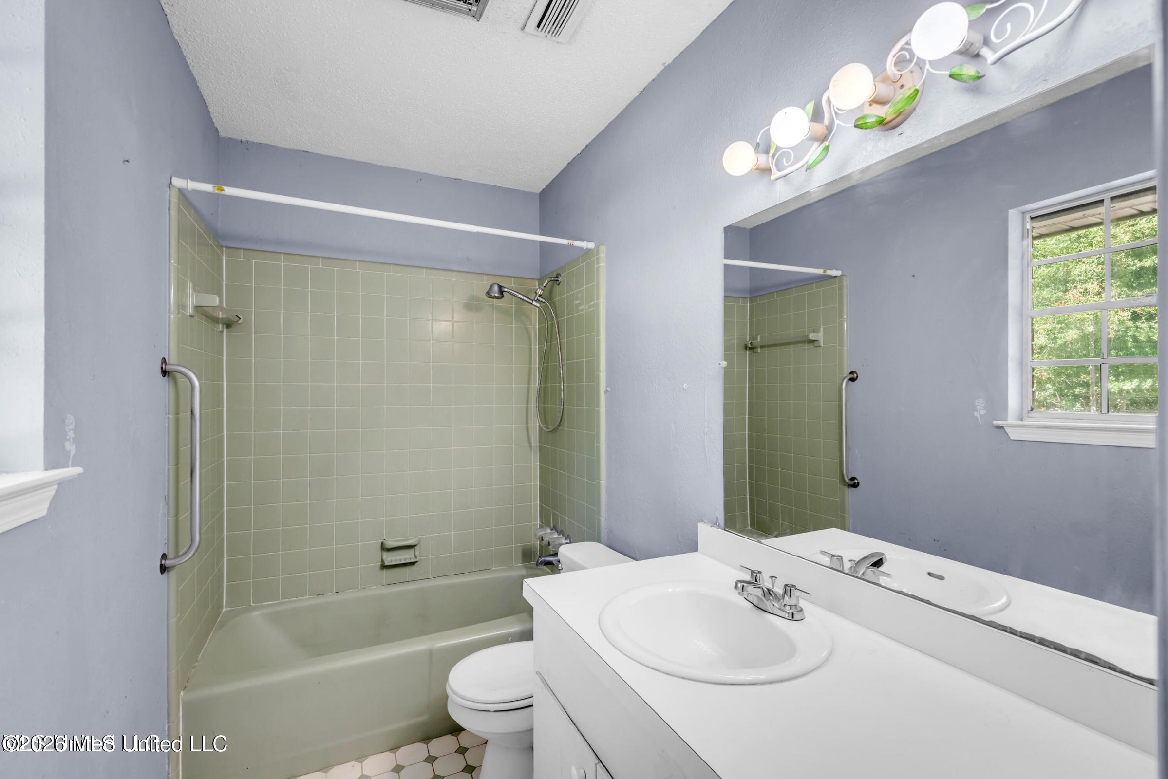 2530 Old Bay Road Property Photo 17