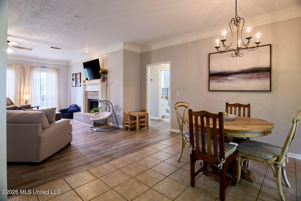 401 Old Town Circle Property Photo 14