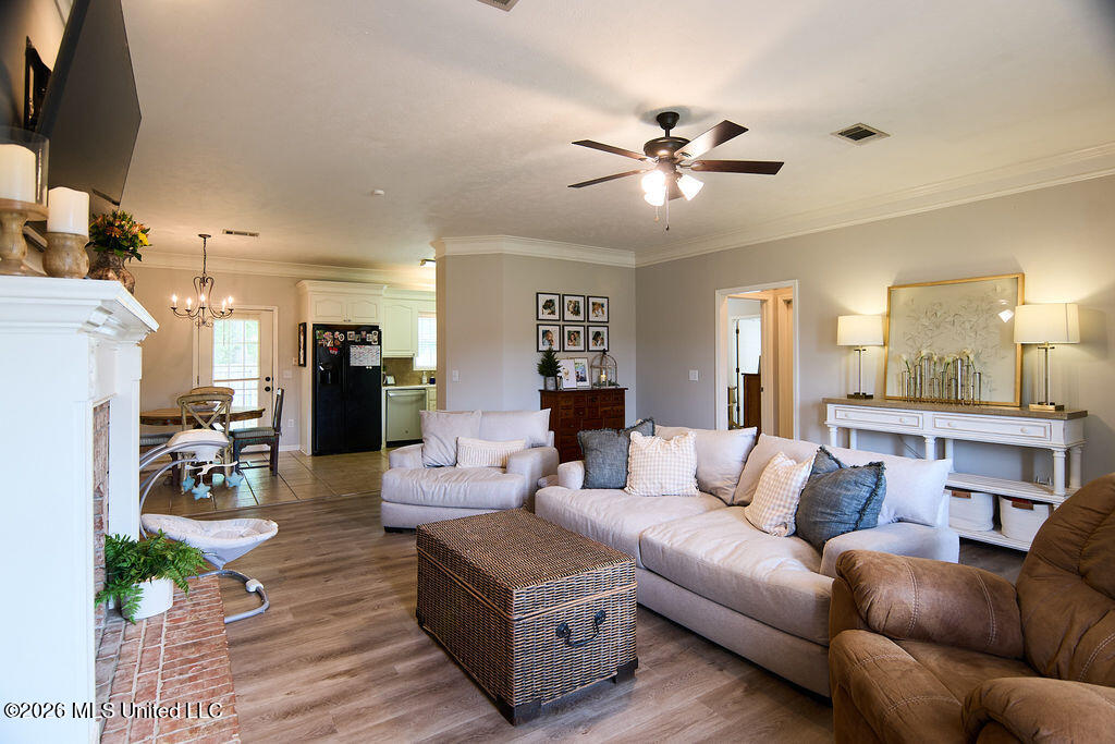 401 Old Town Circle Property Photo 15