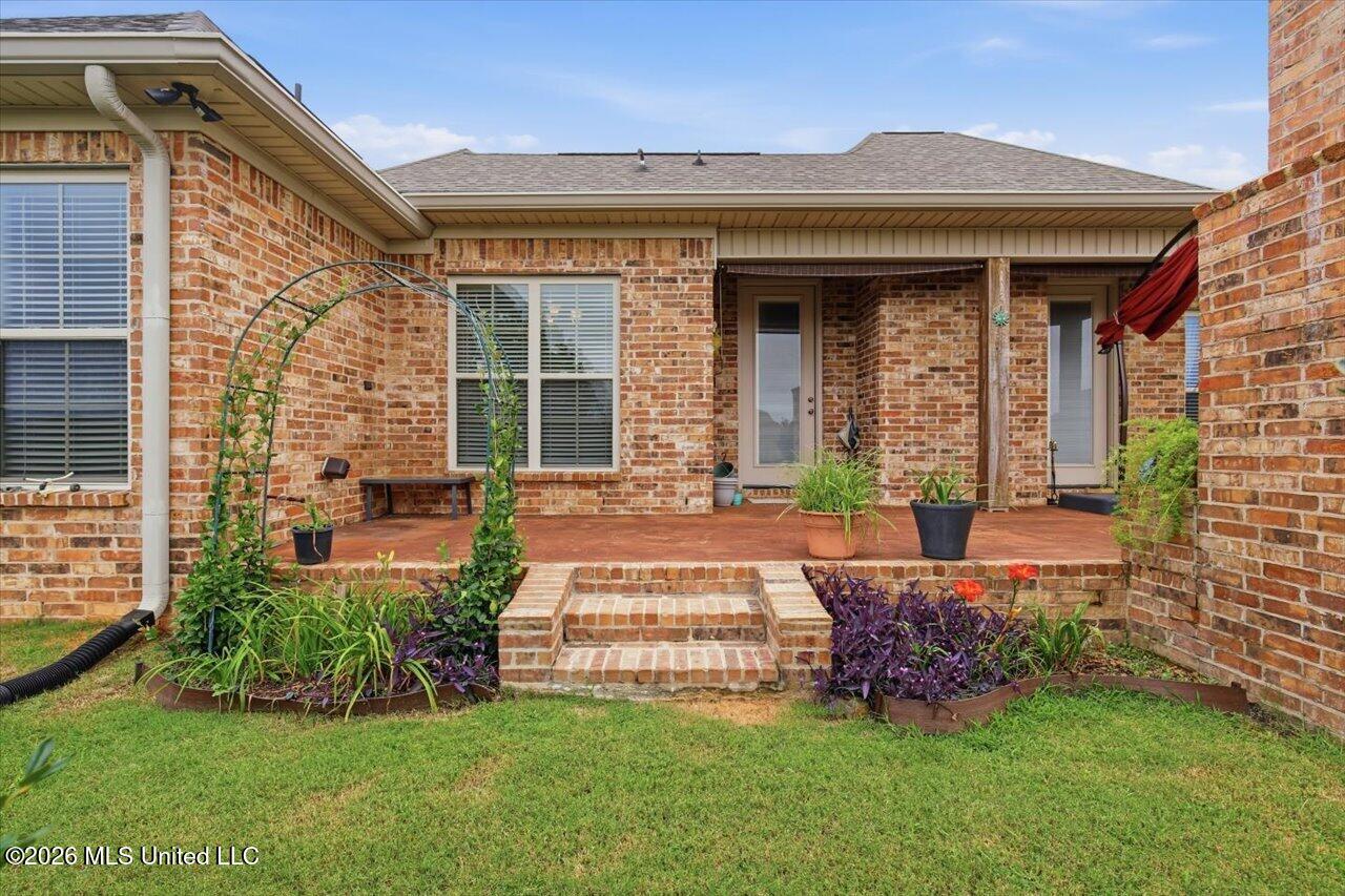 221 Hidden Hills Parkway Property Photo 48
