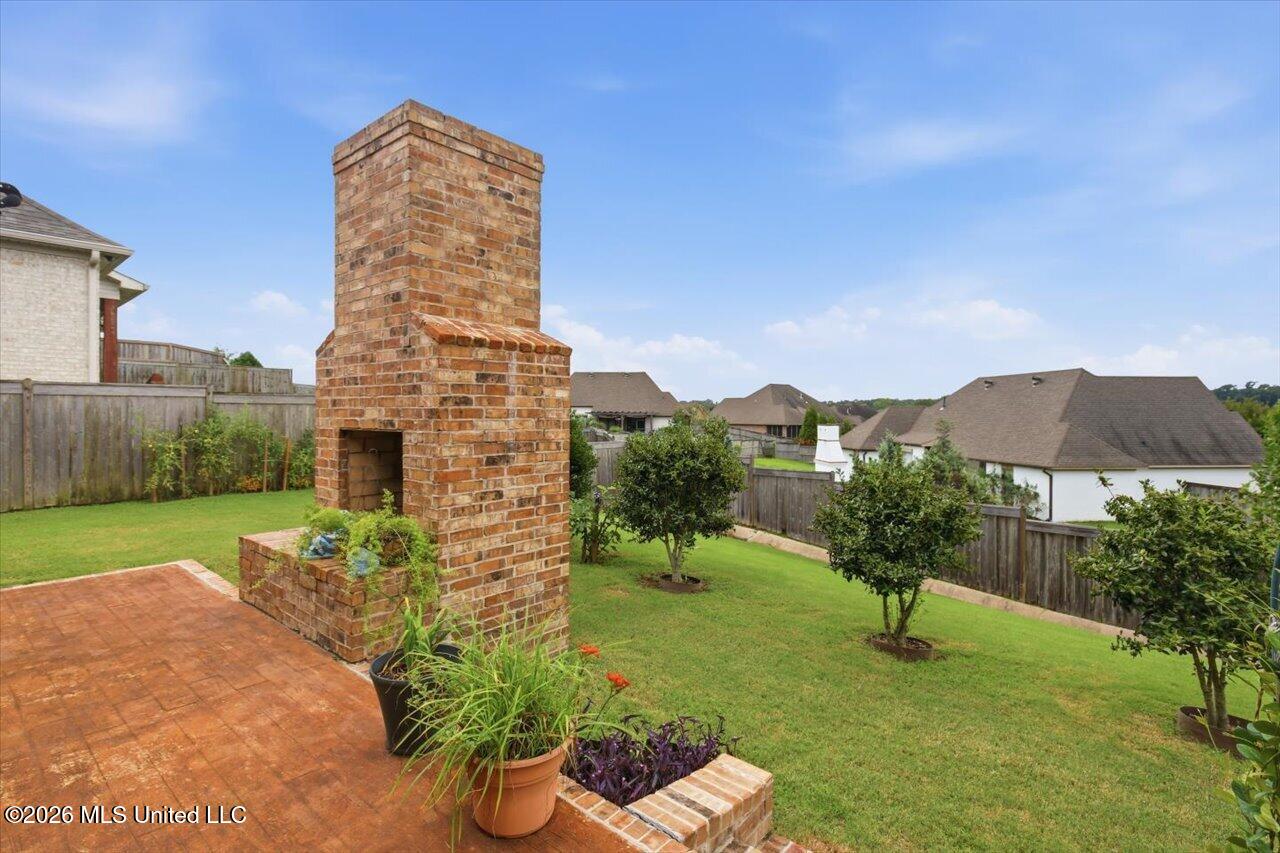 221 Hidden Hills Parkway Property Photo 49