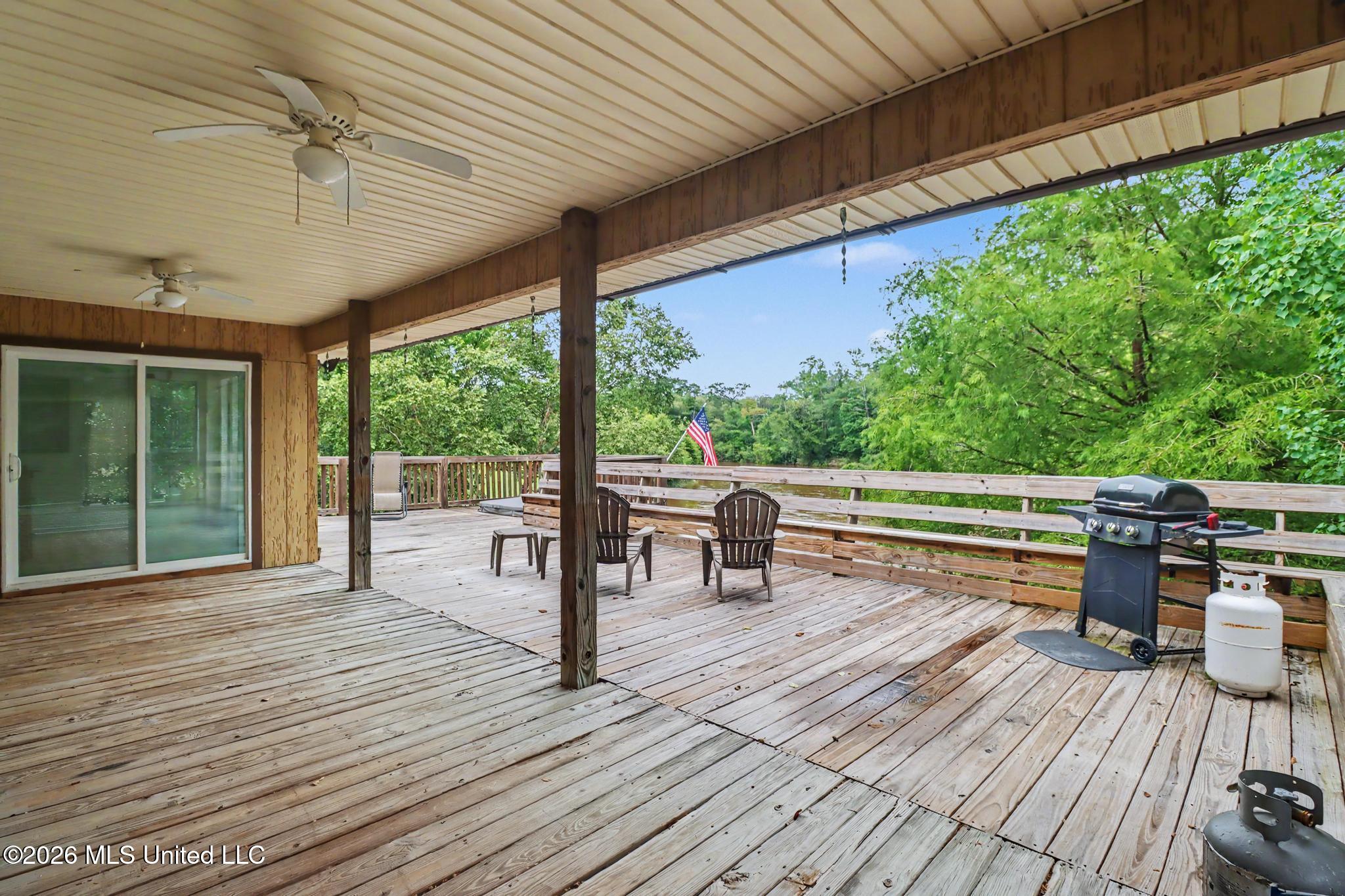 13410 River Road Property Photo 5