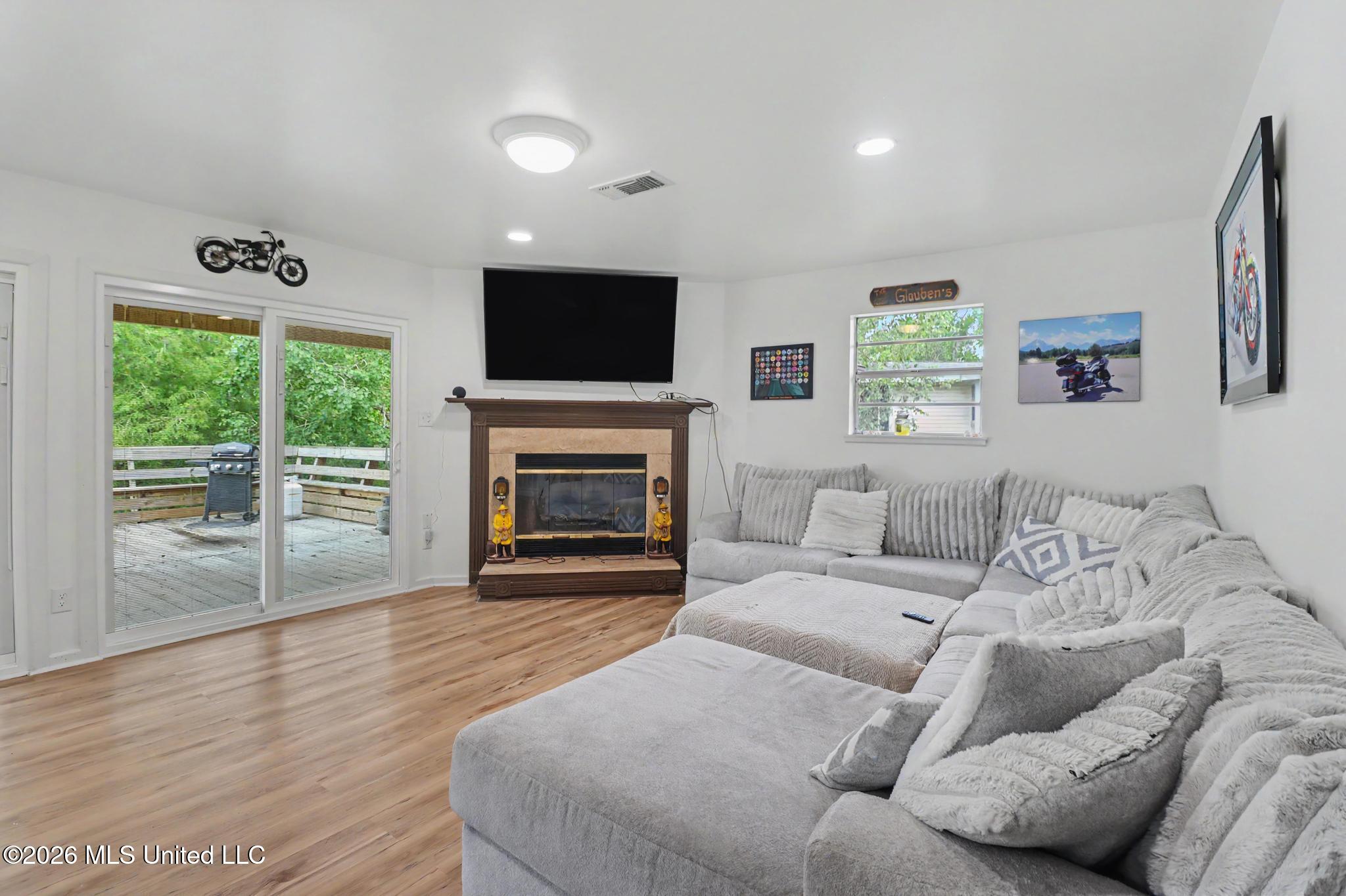 13410 River Road Property Photo 12