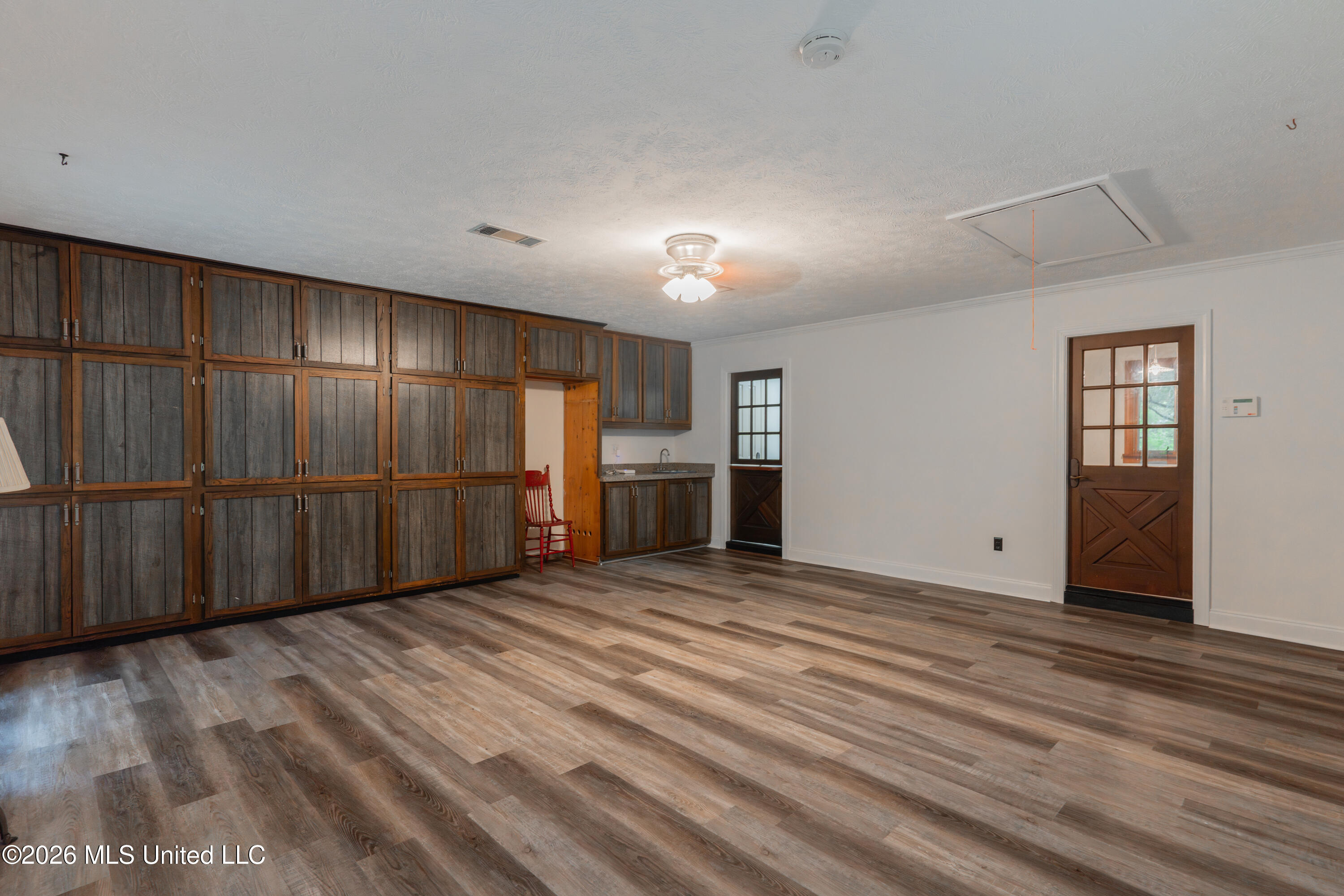 105 Mclendon Drive Property Photo 34