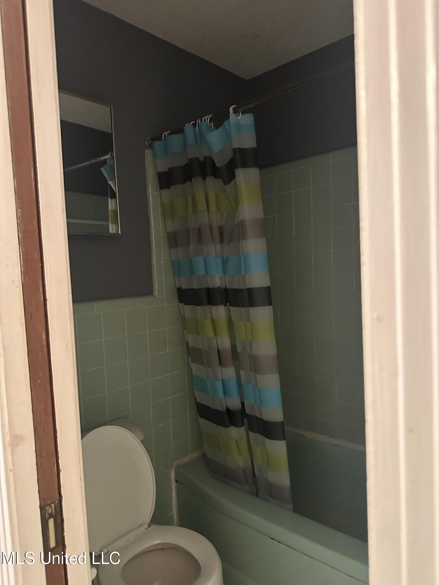 1156 Garden Park Drive Property Photo 25