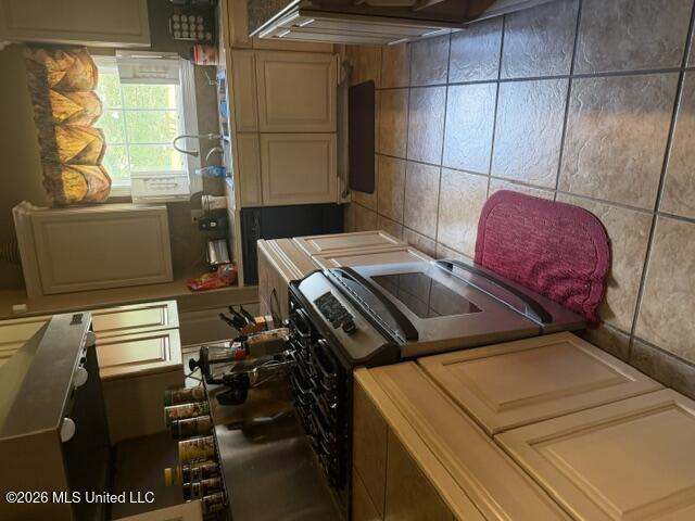 2104 Cheyenne Drive Property Photo 3