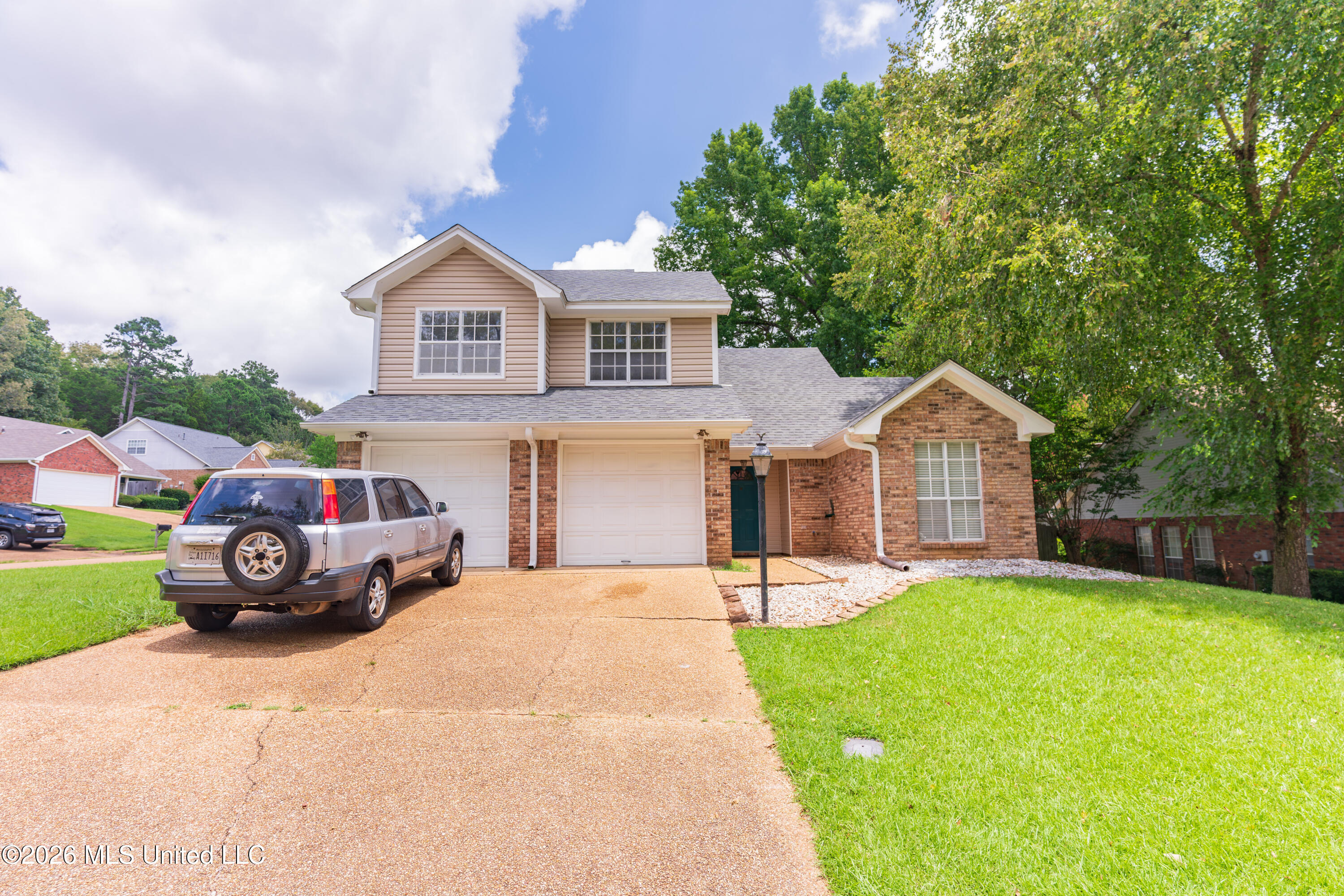 107 Yorkshire Cove Property Photo 1