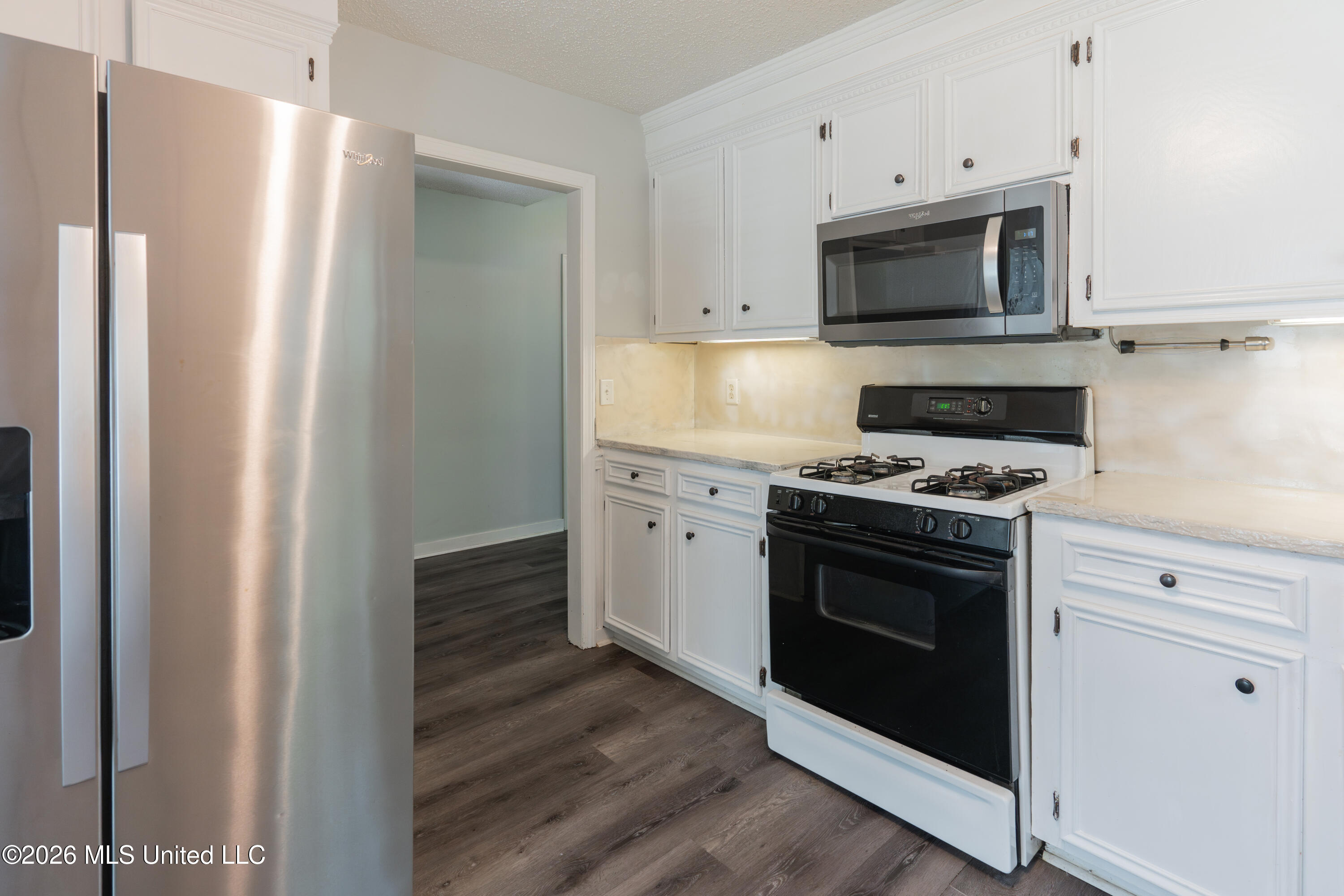 107 Yorkshire Cove Property Photo 12