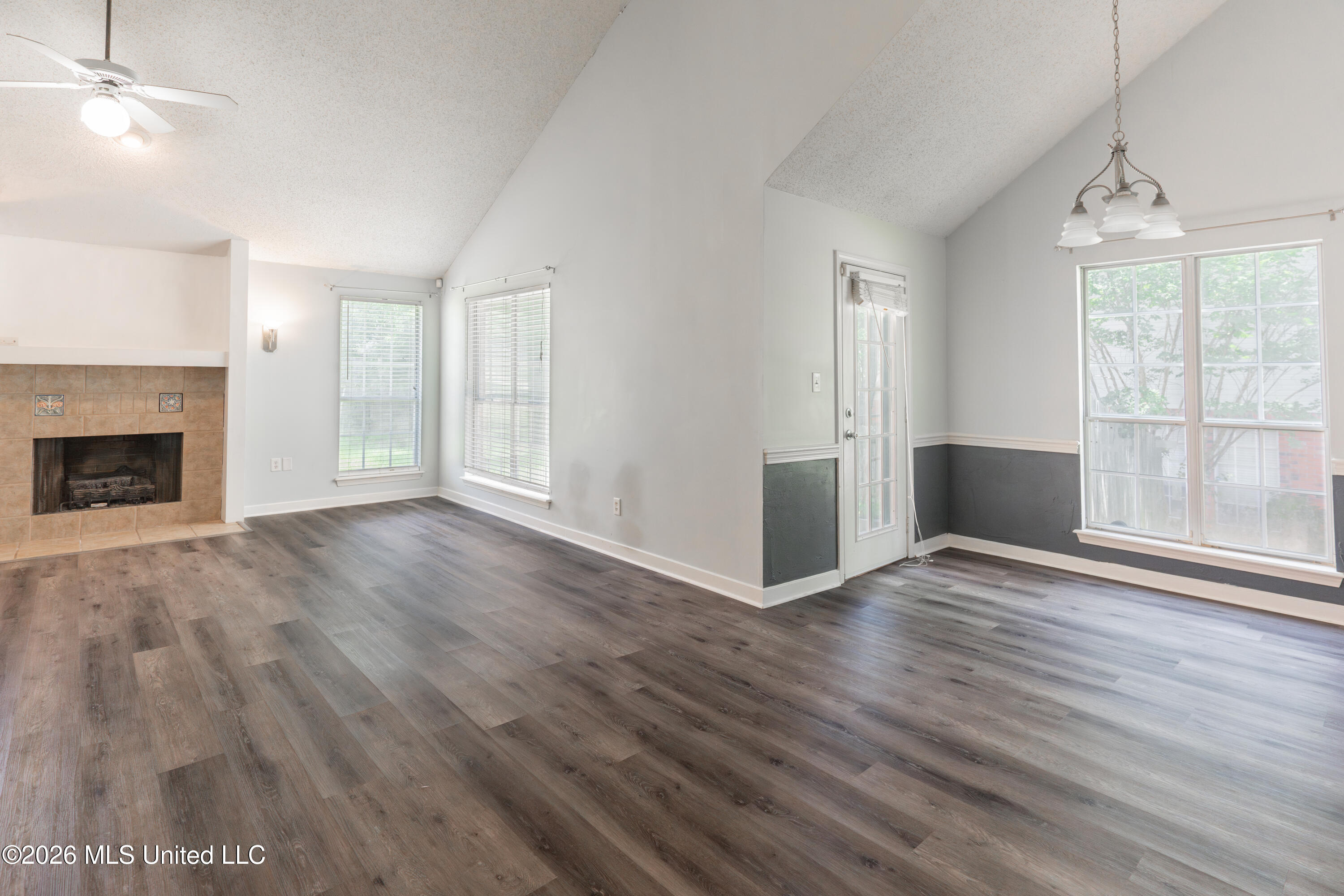 107 Yorkshire Cove Property Photo 17