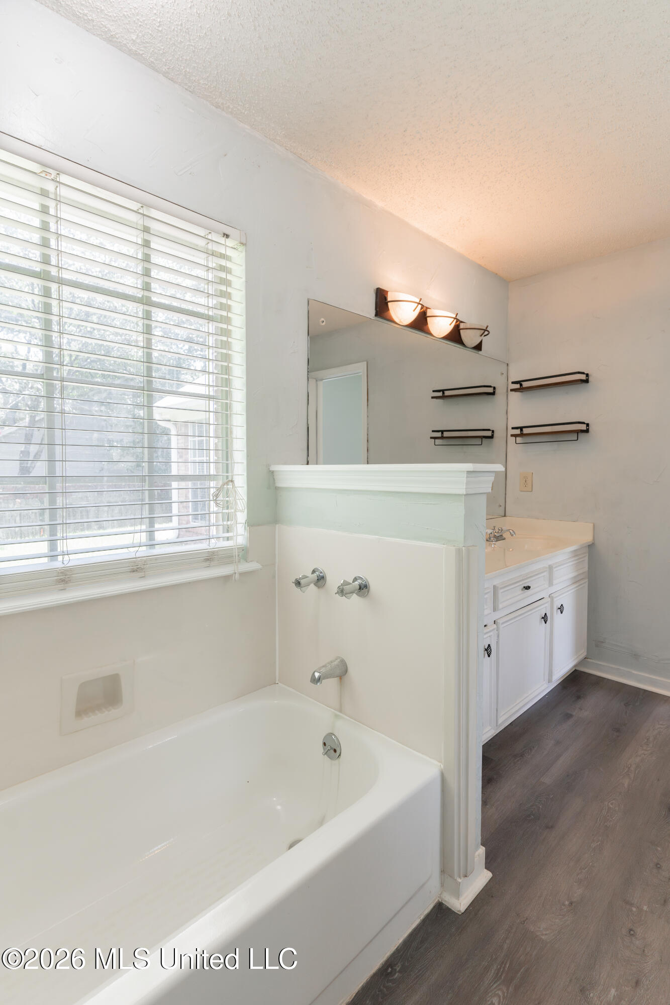 107 Yorkshire Cove Property Photo 33