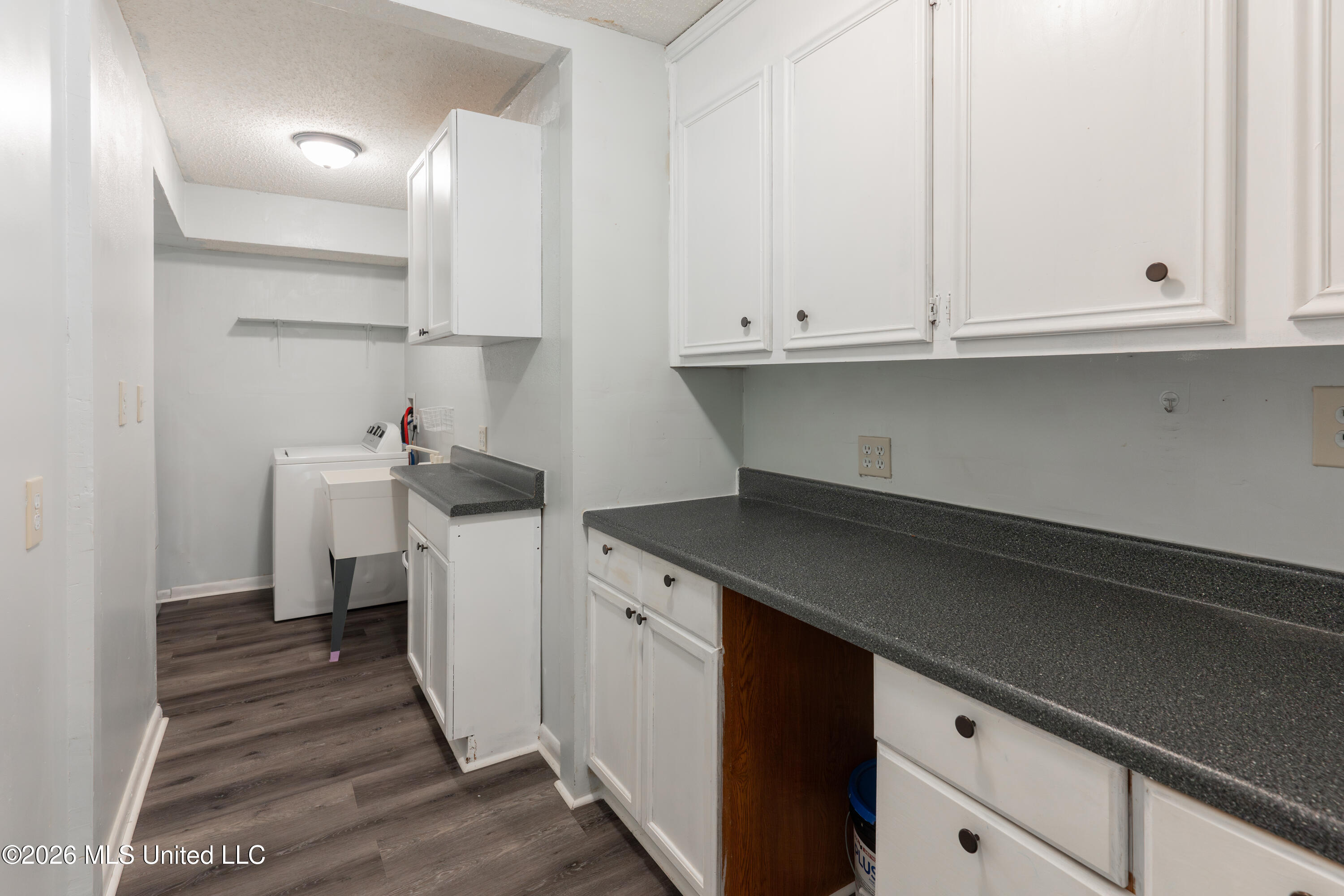 107 Yorkshire Cove Property Photo 36