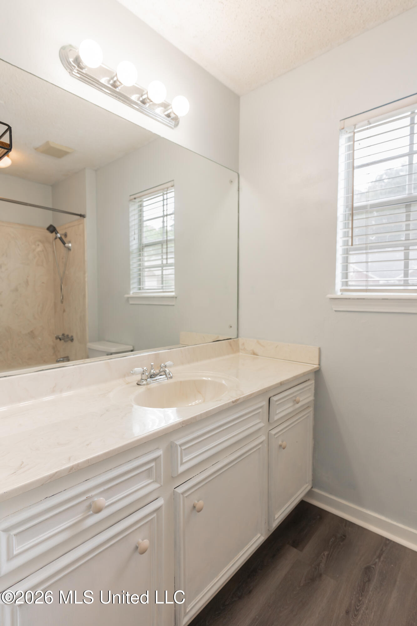 107 Yorkshire Cove Property Photo 48