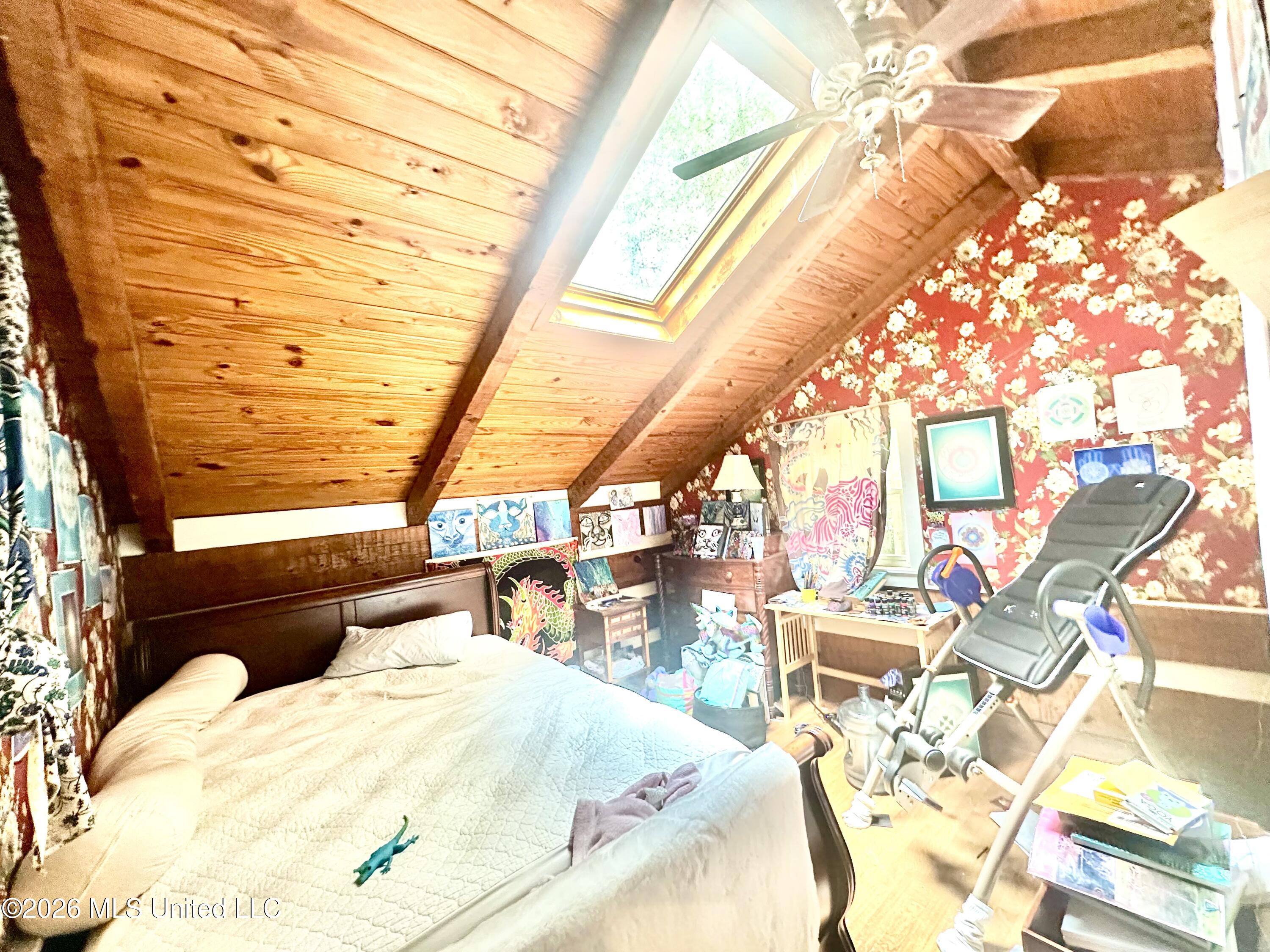 900 Morningside Drive Property Photo 18