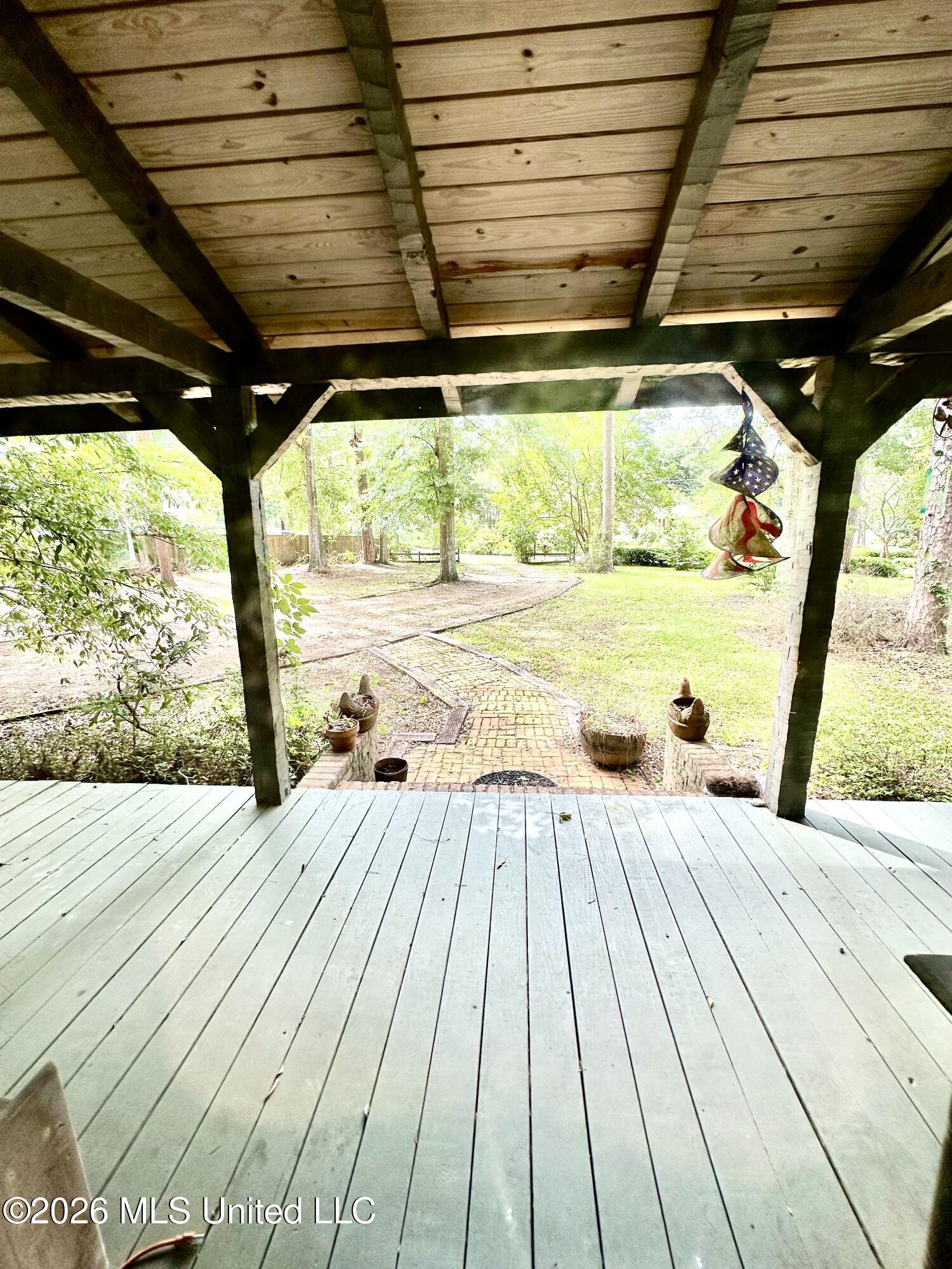 900 Morningside Drive Property Photo 24