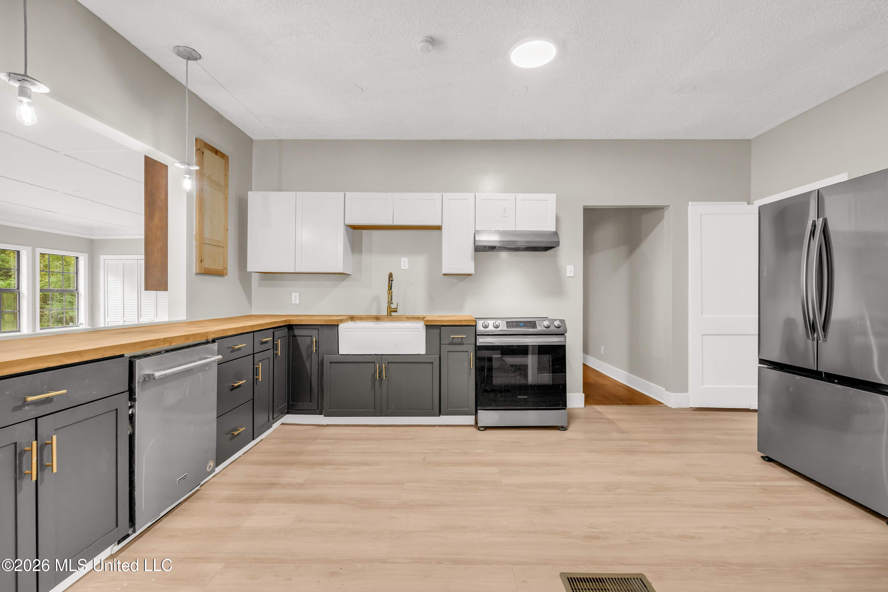 634 Ridge Road Property Photo 10