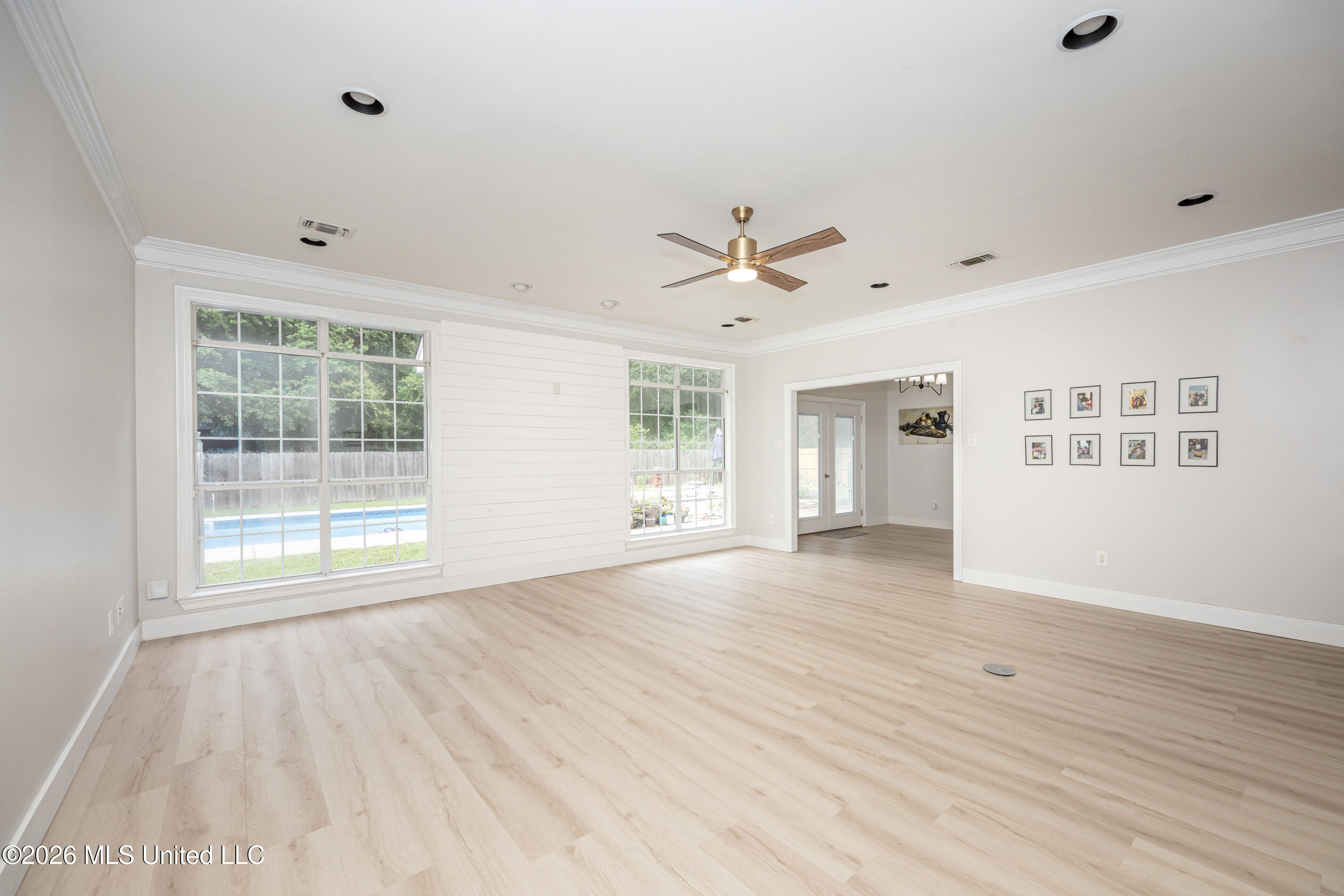 3422 Dijon Avenue Property Photo 14