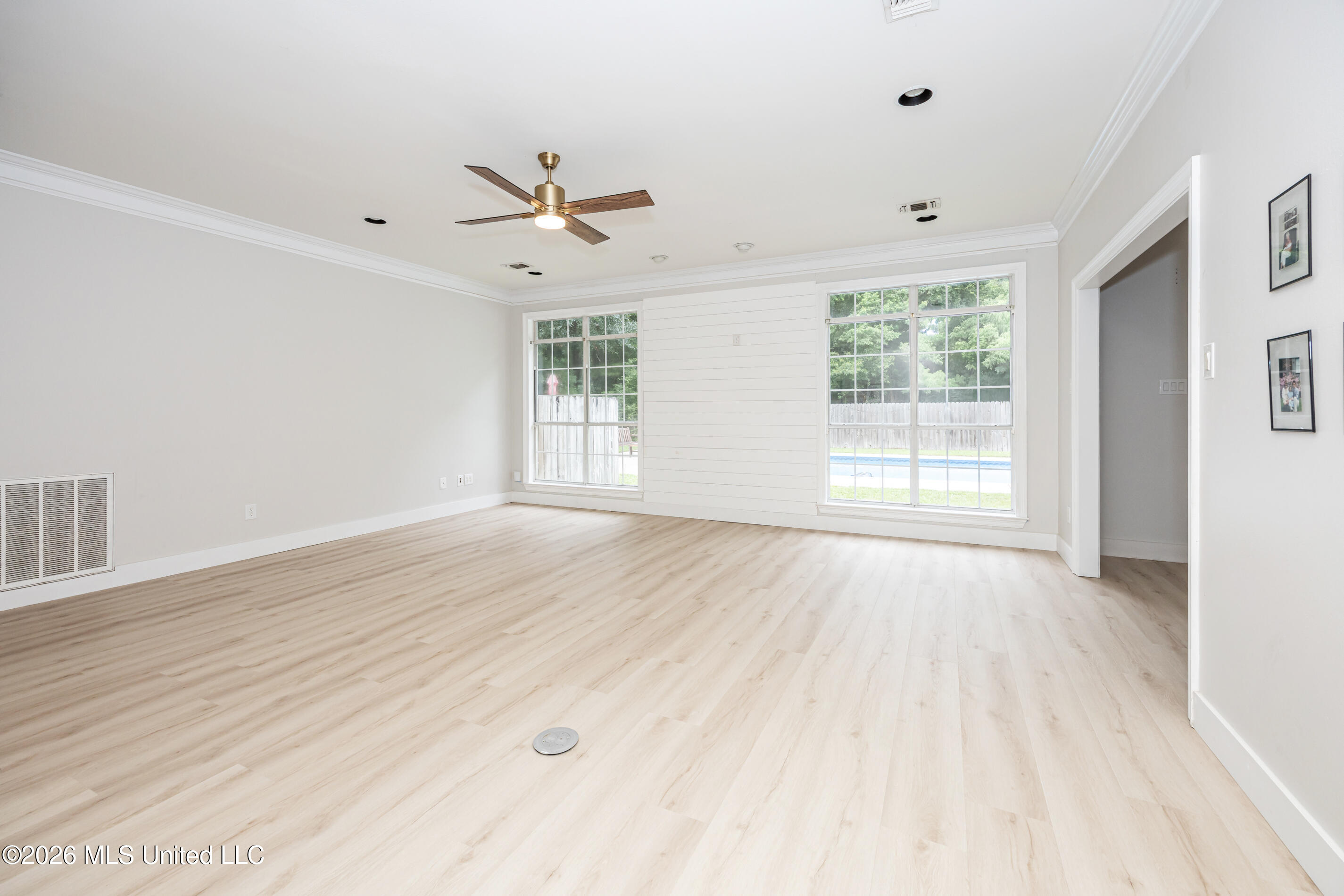3422 Dijon Avenue Property Photo 15