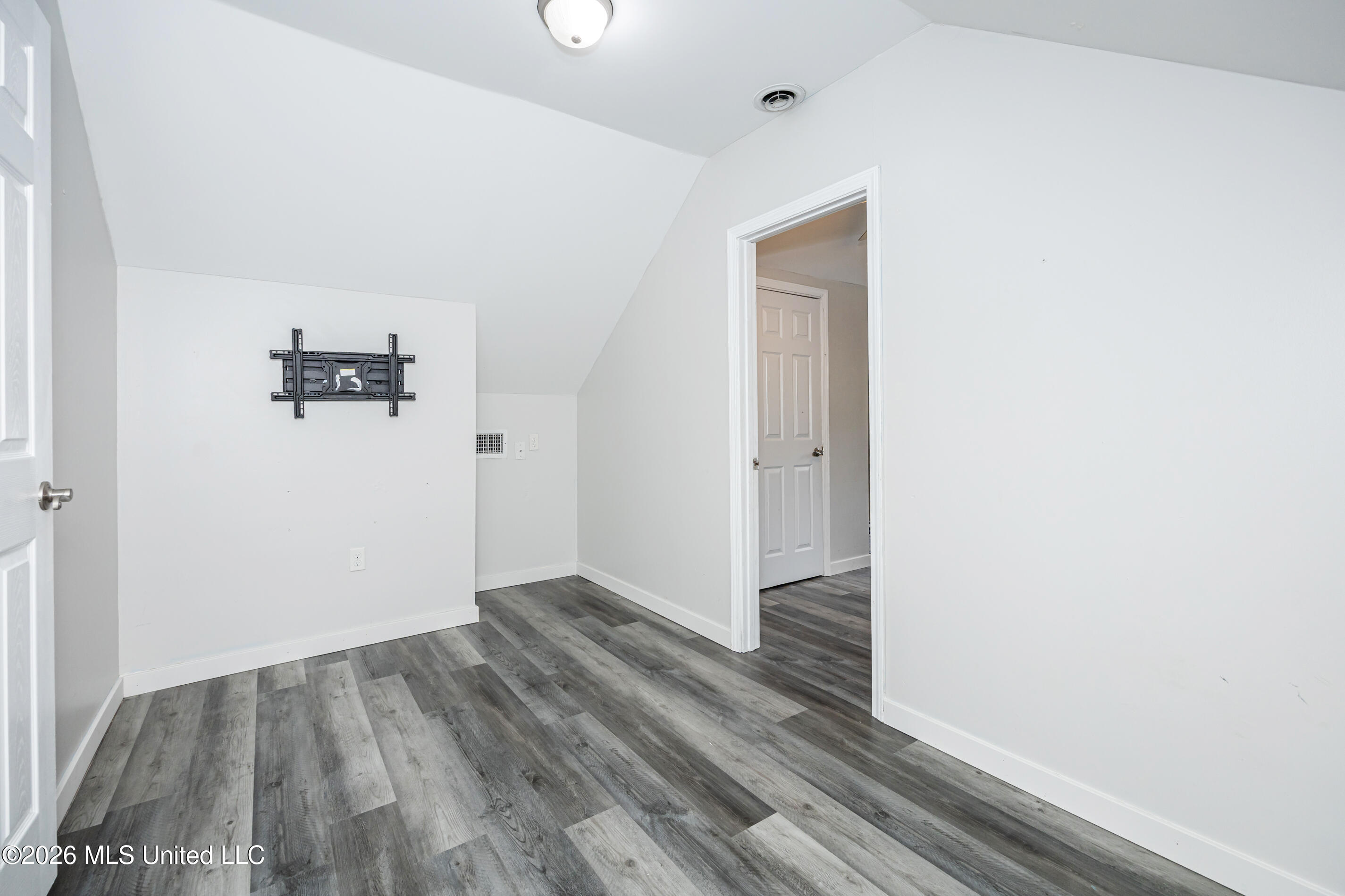 3422 Dijon Avenue Property Photo 61