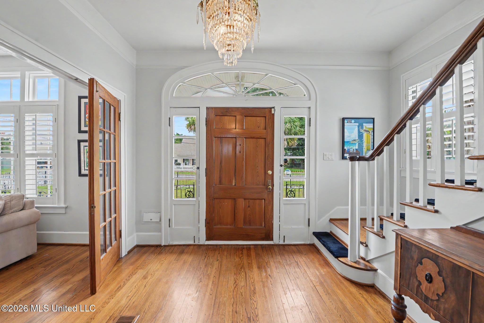 413 Porter Avenue Property Photo 6