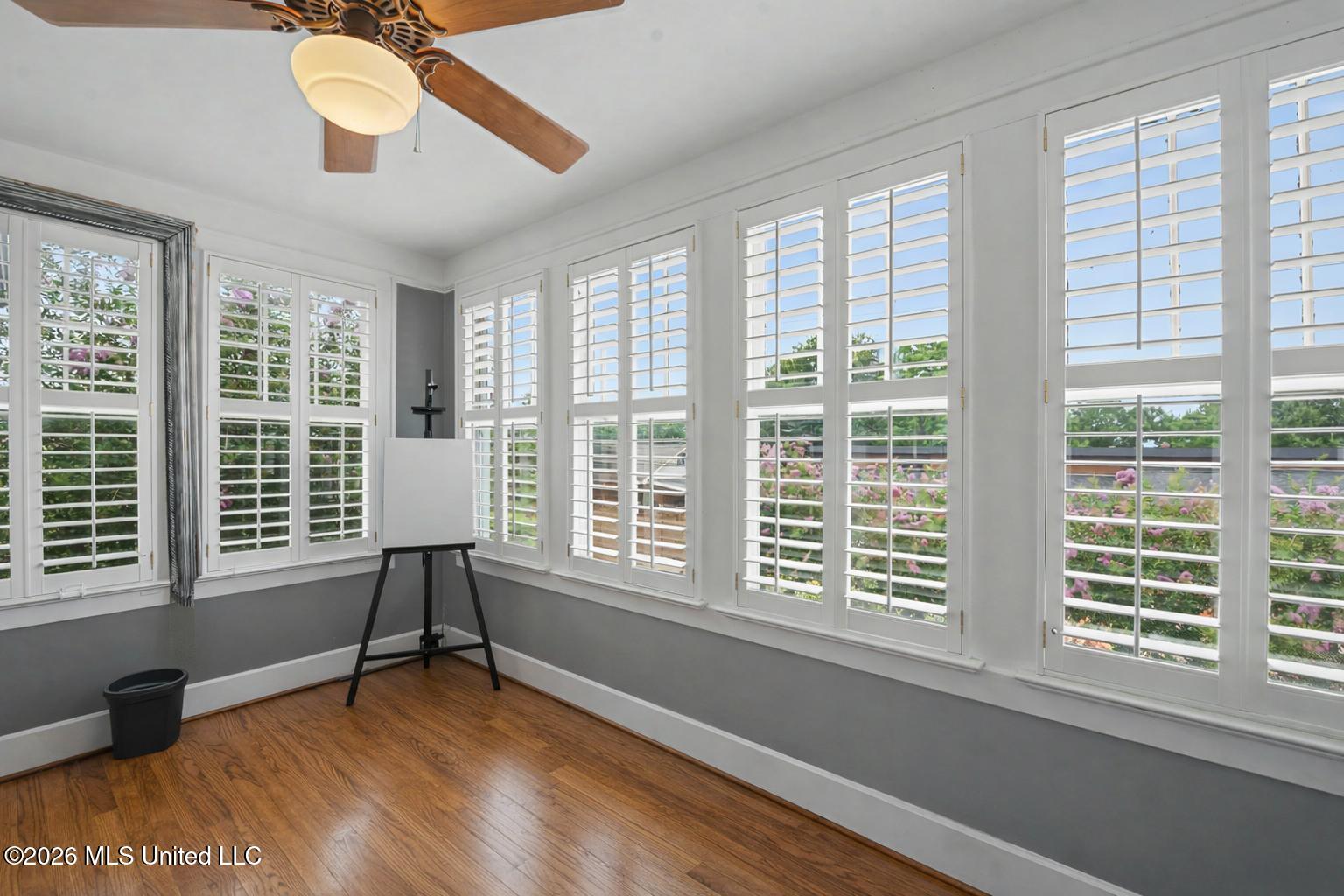 413 Porter Avenue Property Photo 24