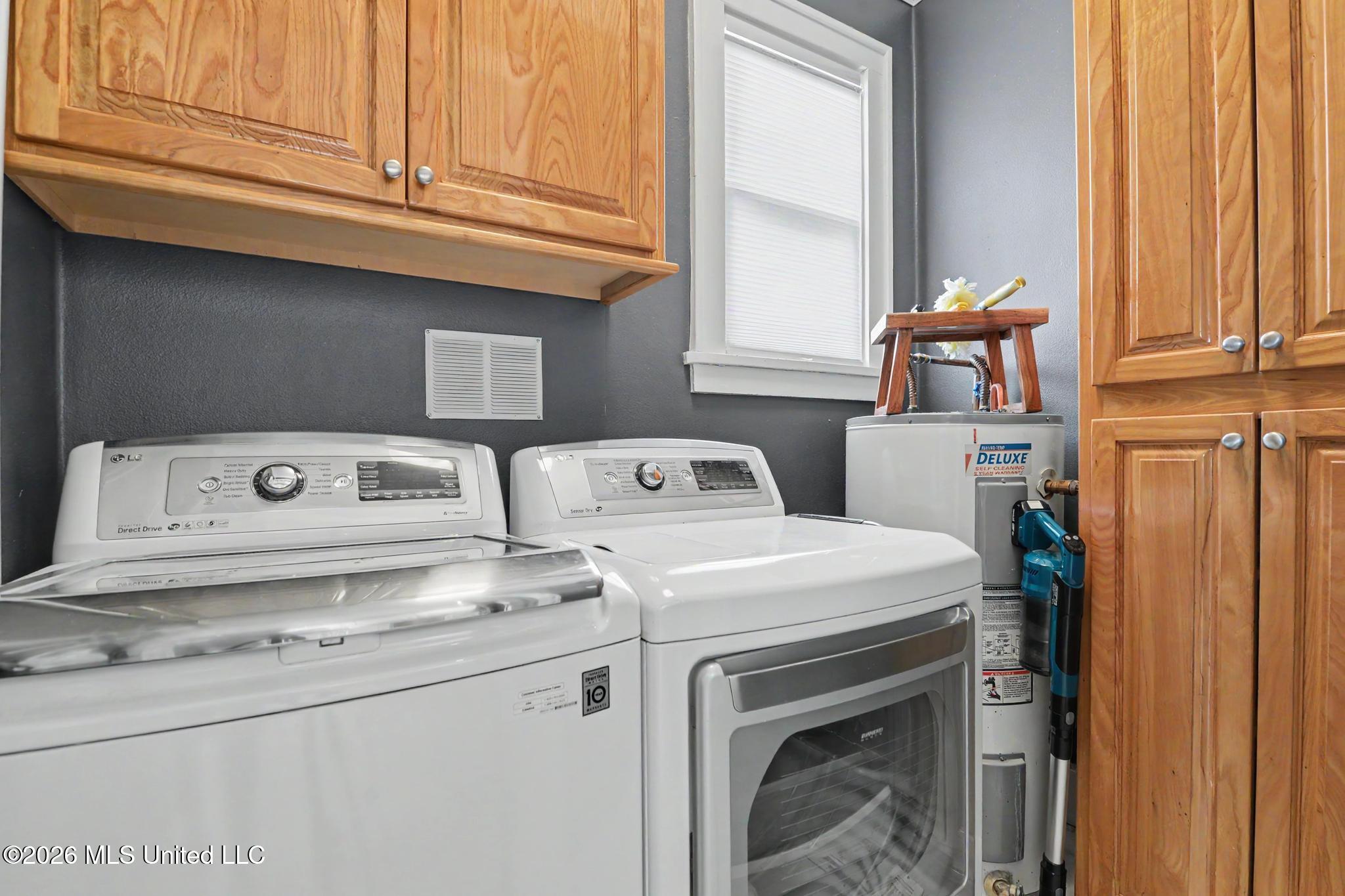413 Porter Avenue Property Photo 28