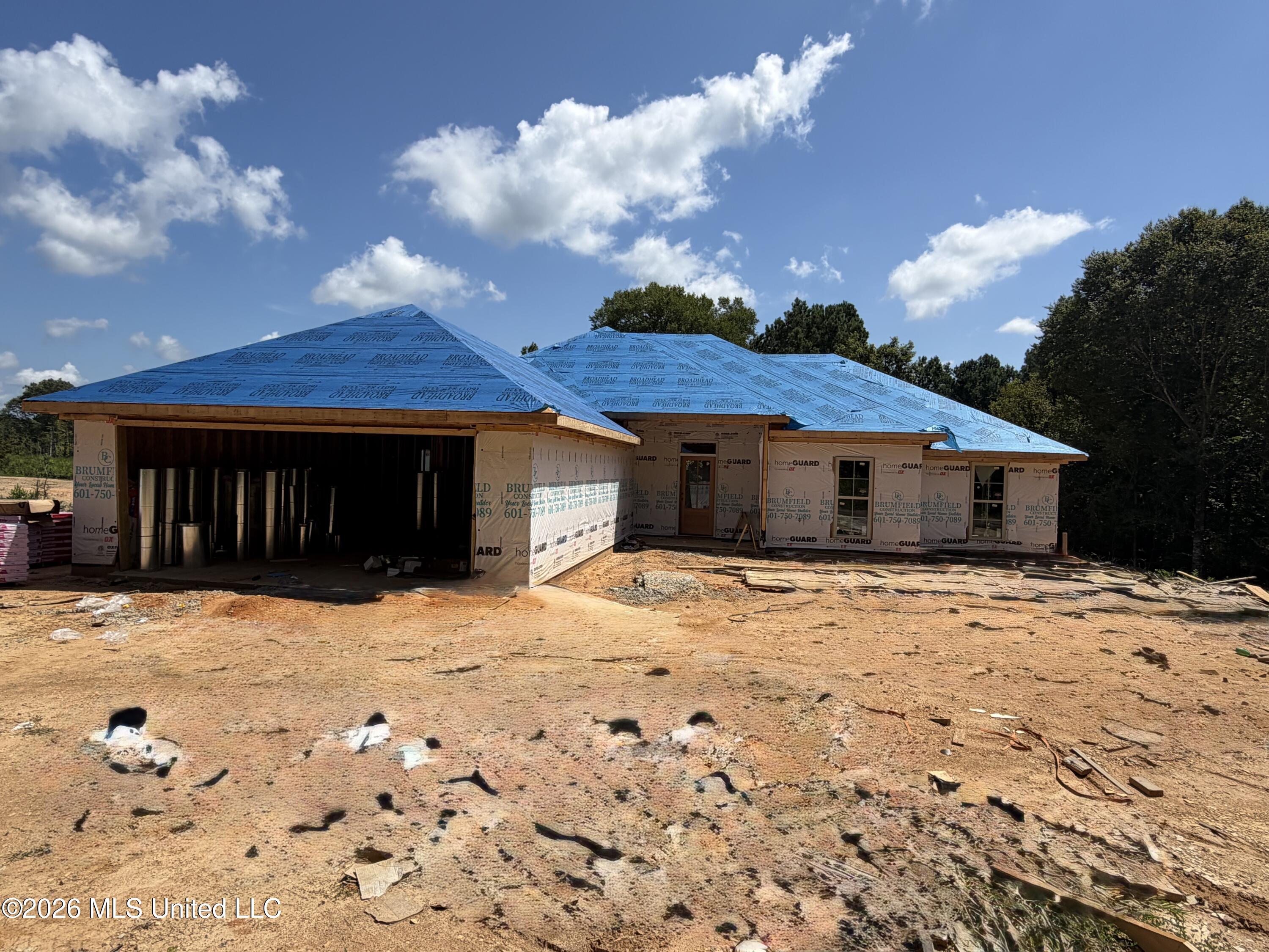 1128 Crews Lane Property Photo 1
