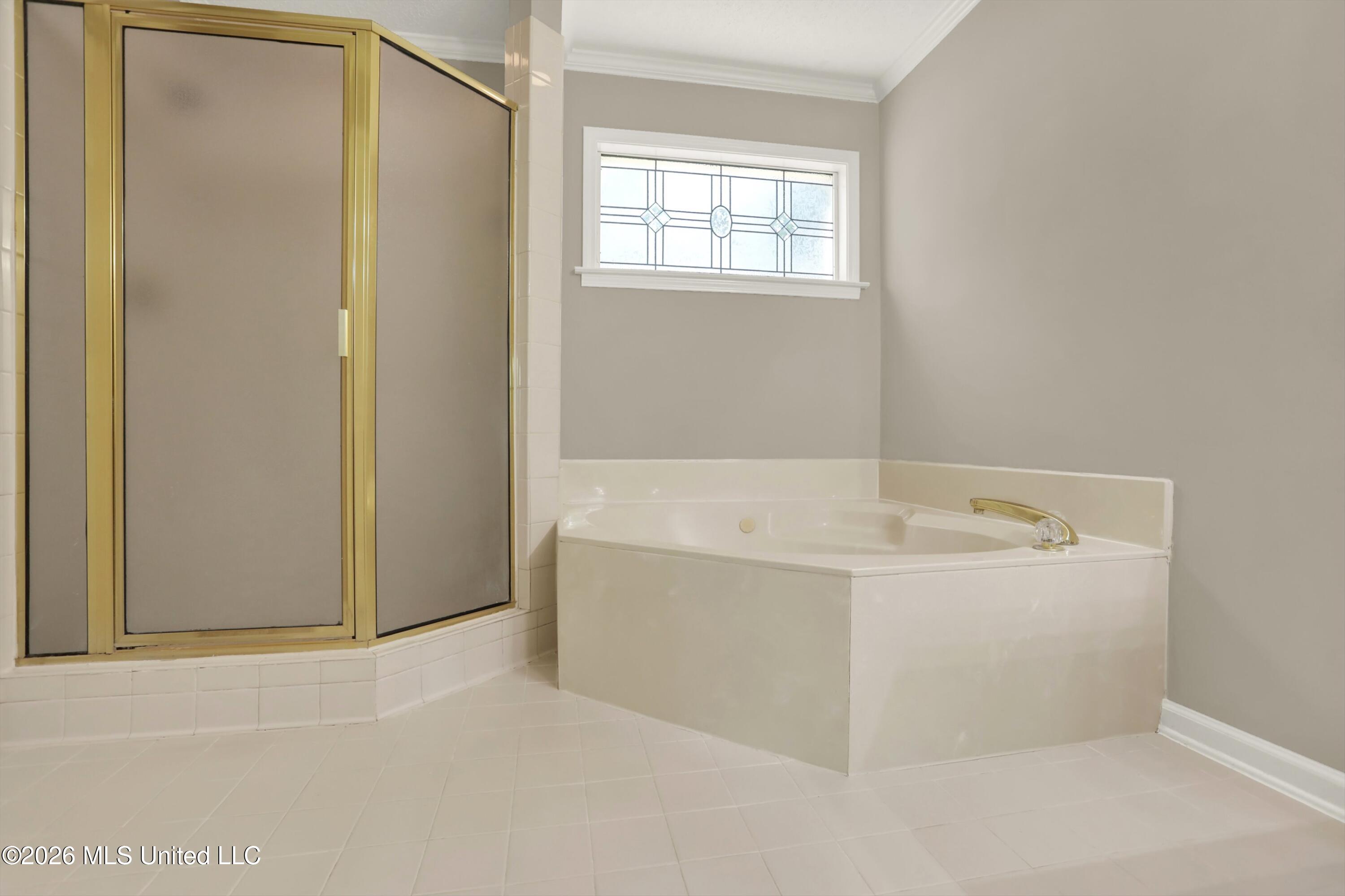 7925 Hunters Creek Drive Property Photo 14
