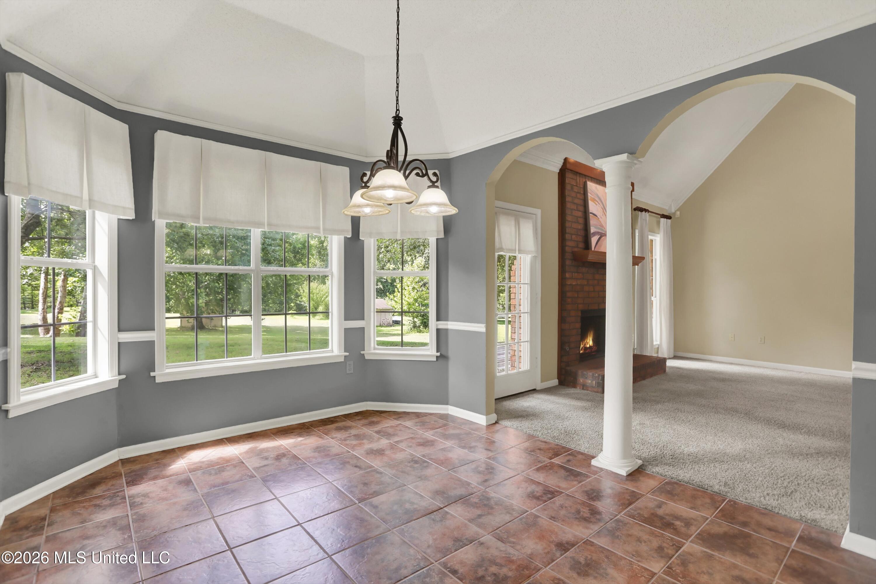 7925 Hunters Creek Drive Property Photo 16