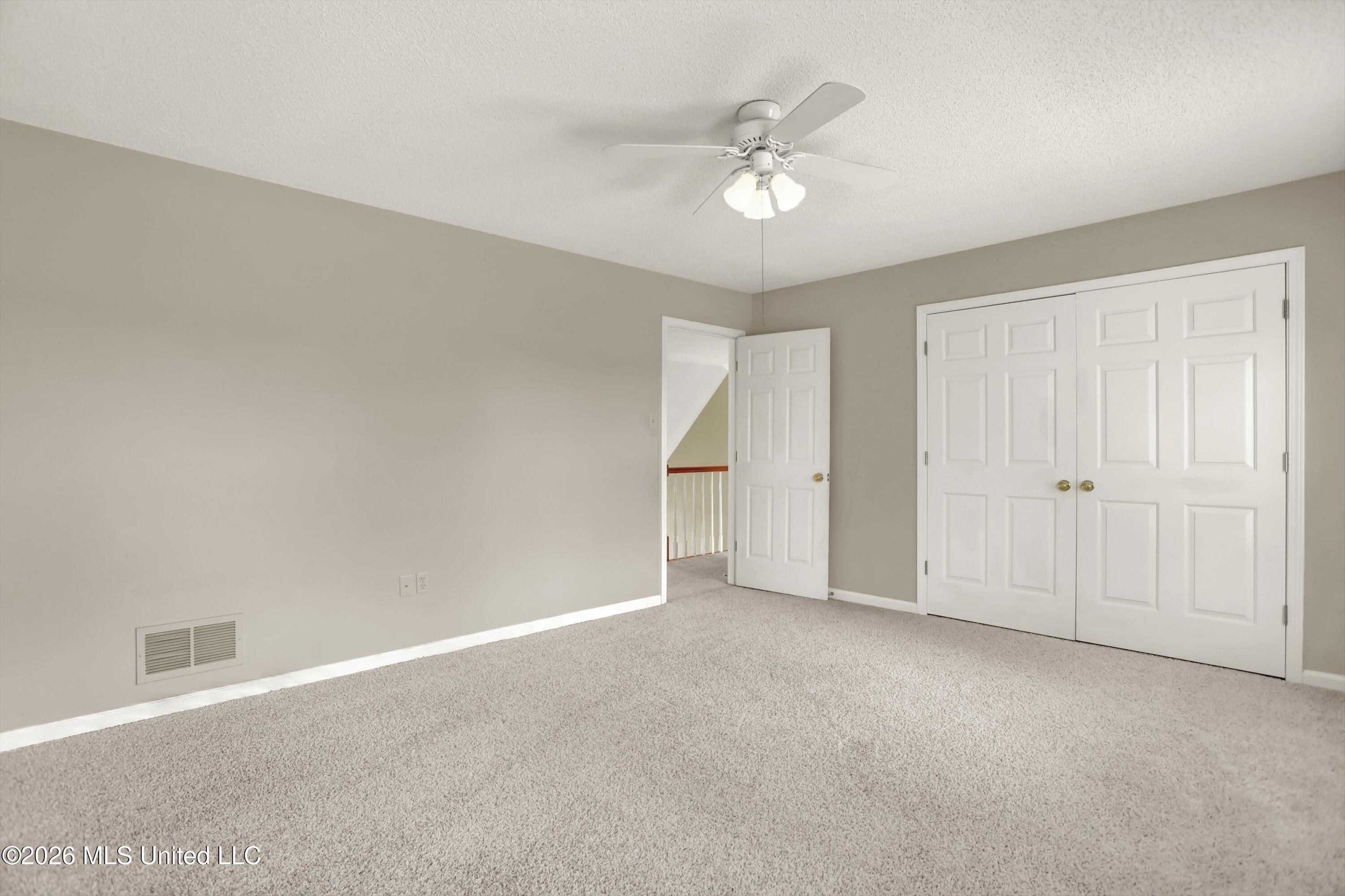 7925 Hunters Creek Drive Property Photo 33