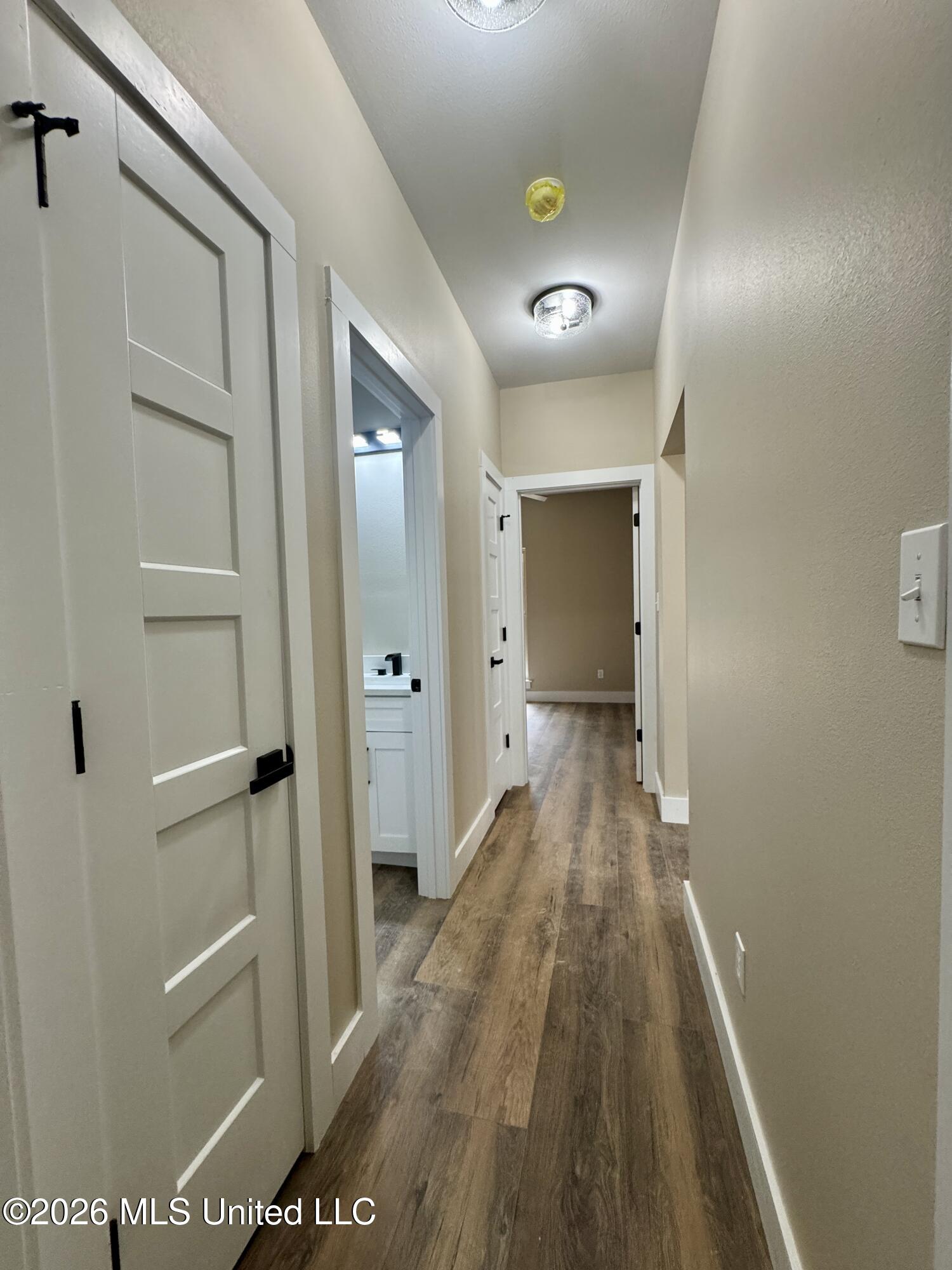 721 Anchor Lake Road Property Photo 13